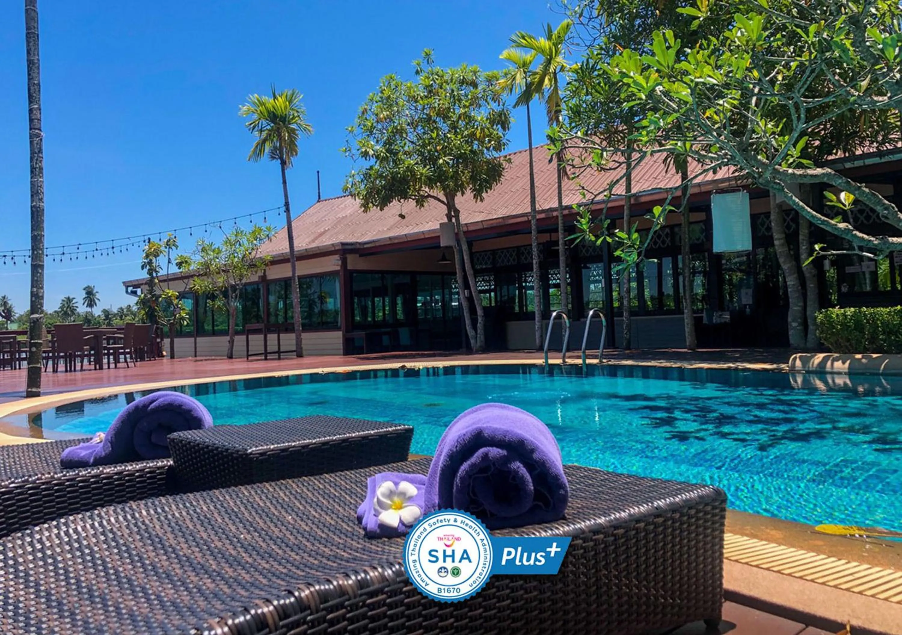 Swimming pool in Baan Amphawa Resort & Spa - SHA Certified