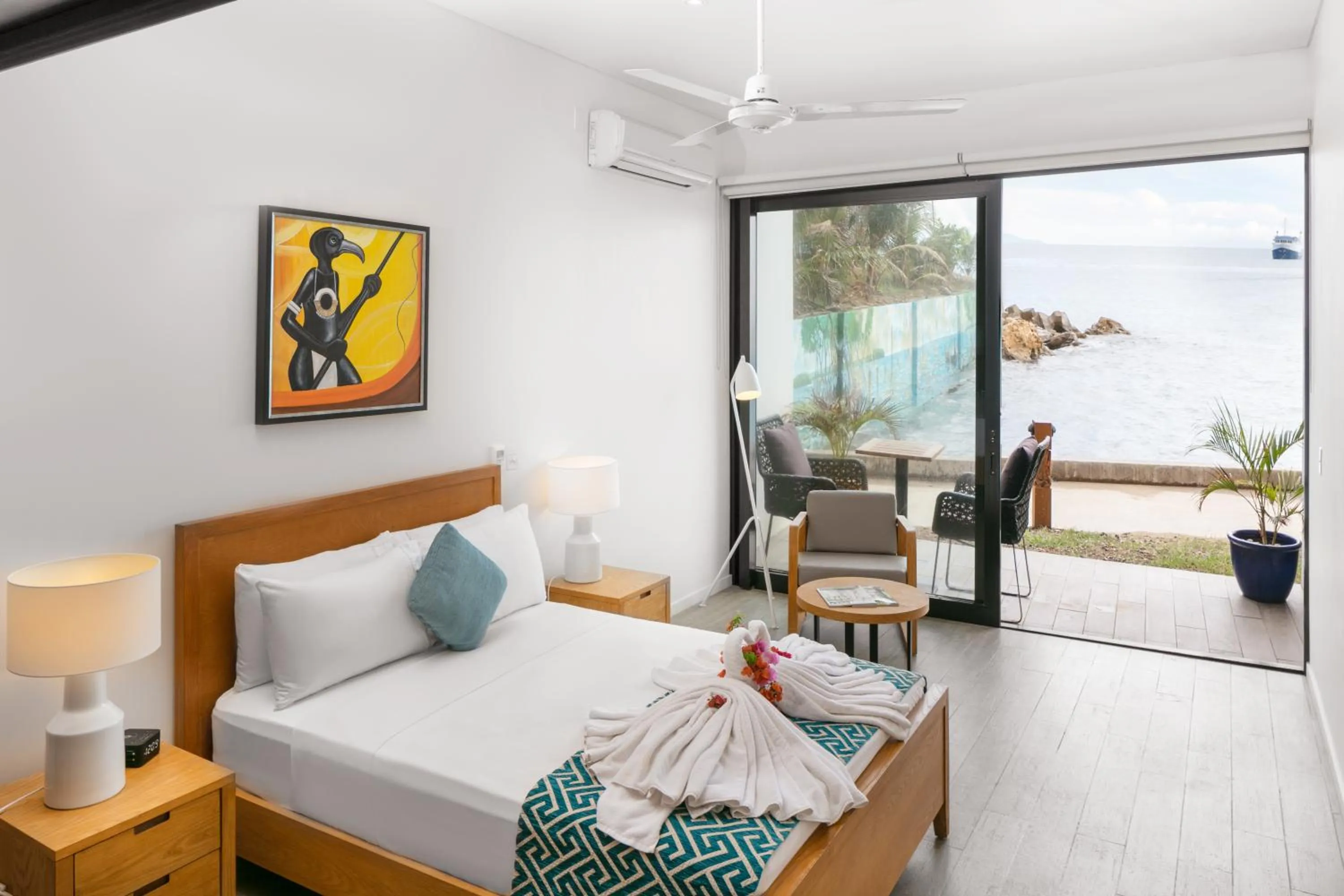 Bed in Coral Sea Resort & Casino