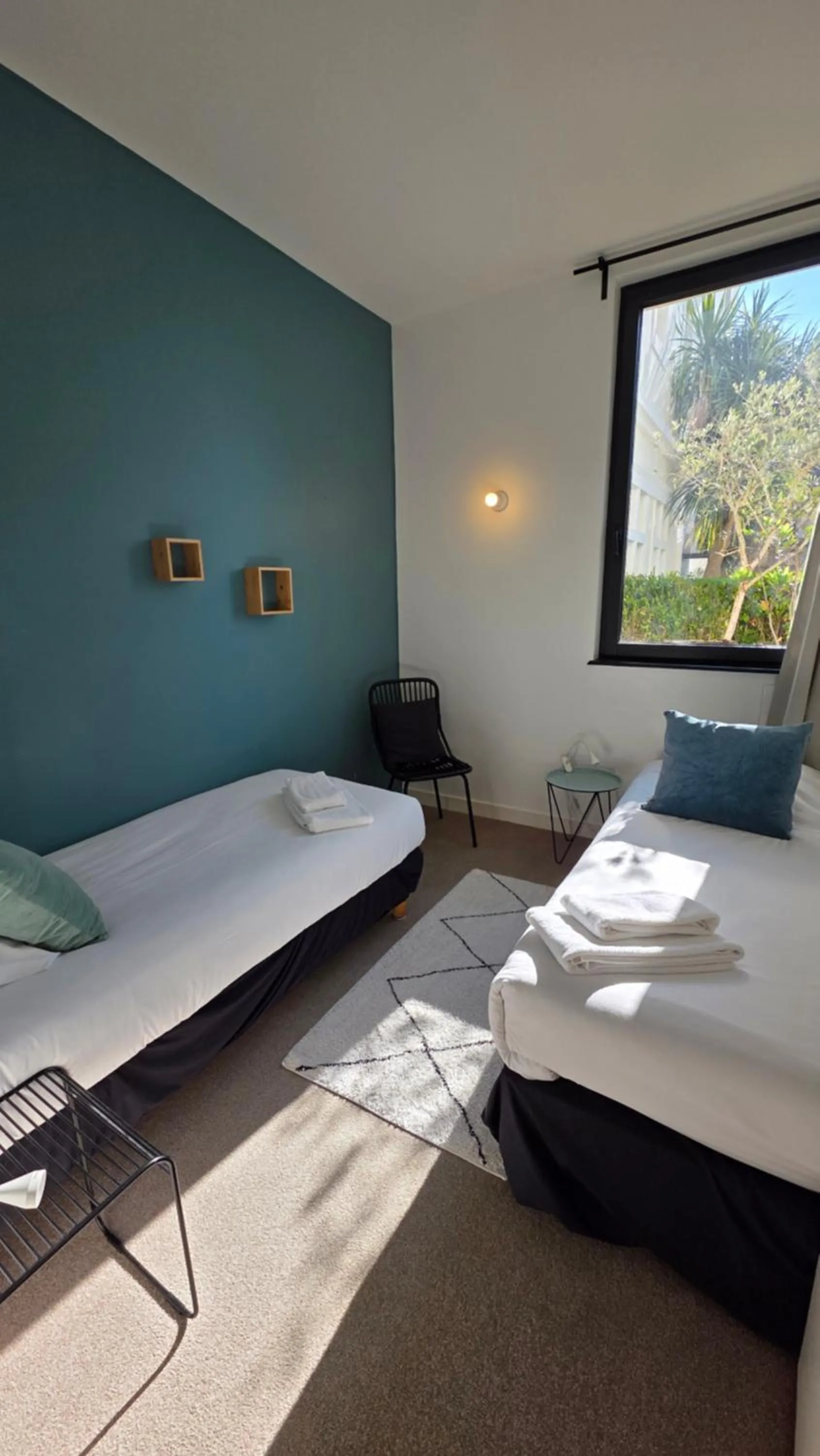 Bed in Hotel de France