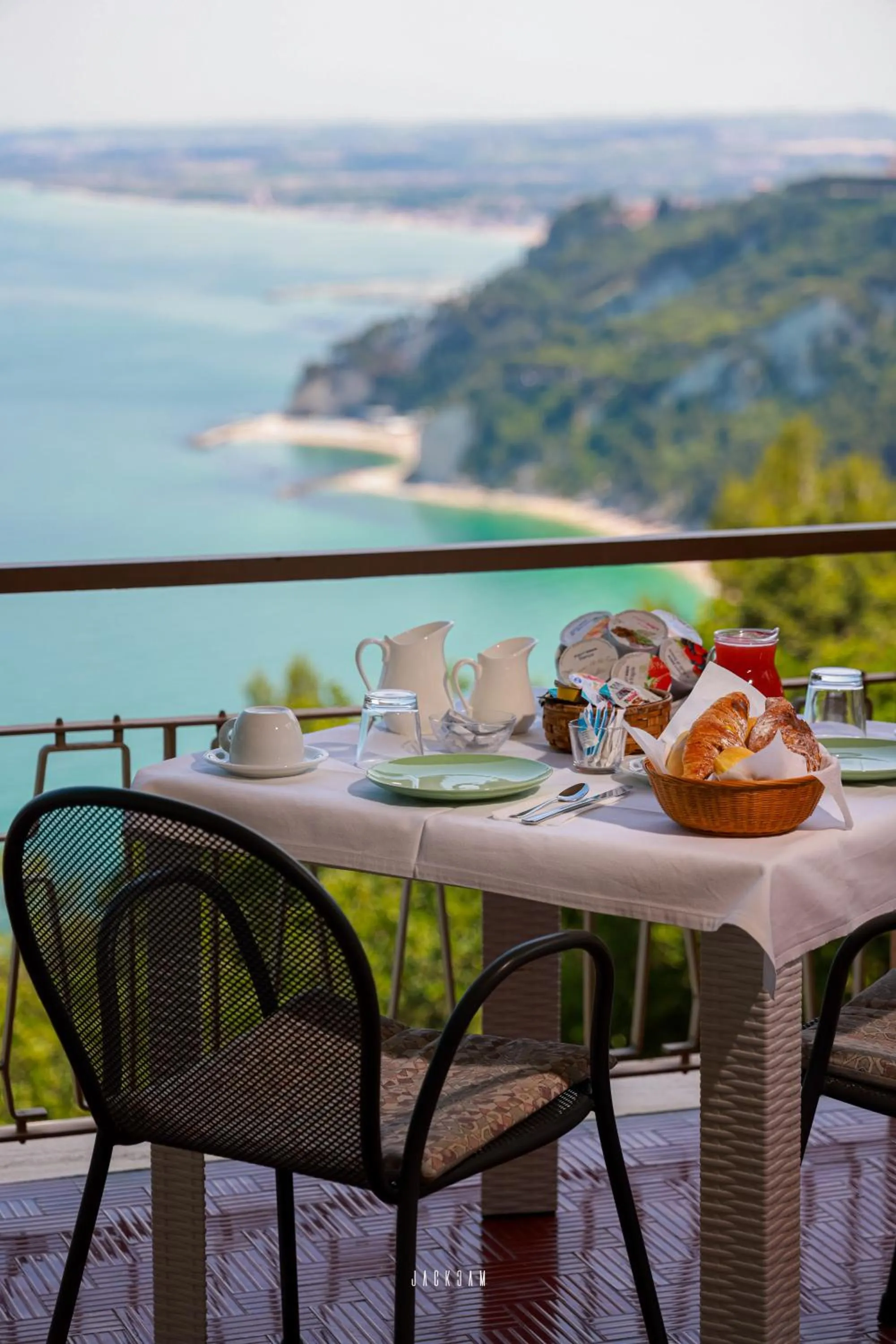 Day in Villa Sibilla