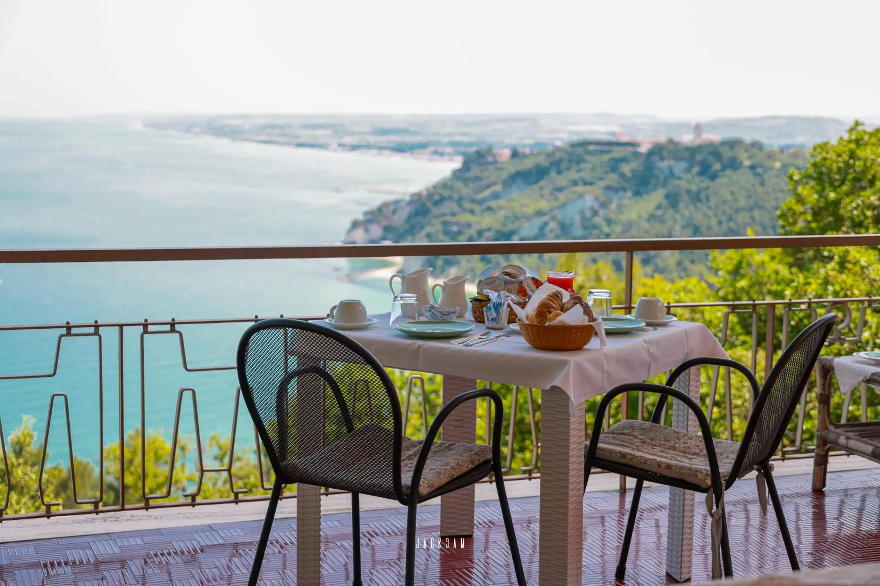 Day in Villa Sibilla