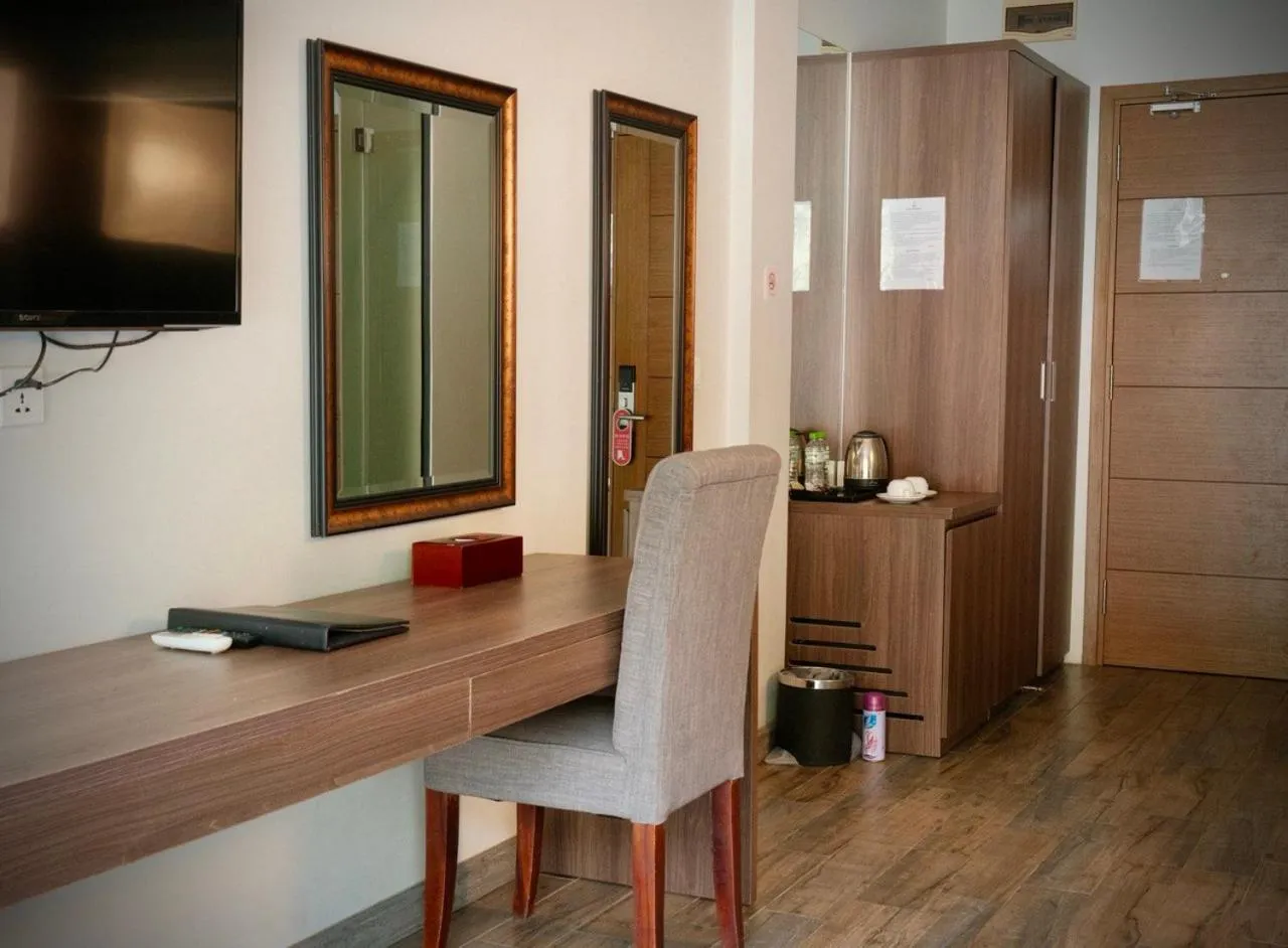 Coffee/tea facilities in KEP BAY HOTEL & RESORT