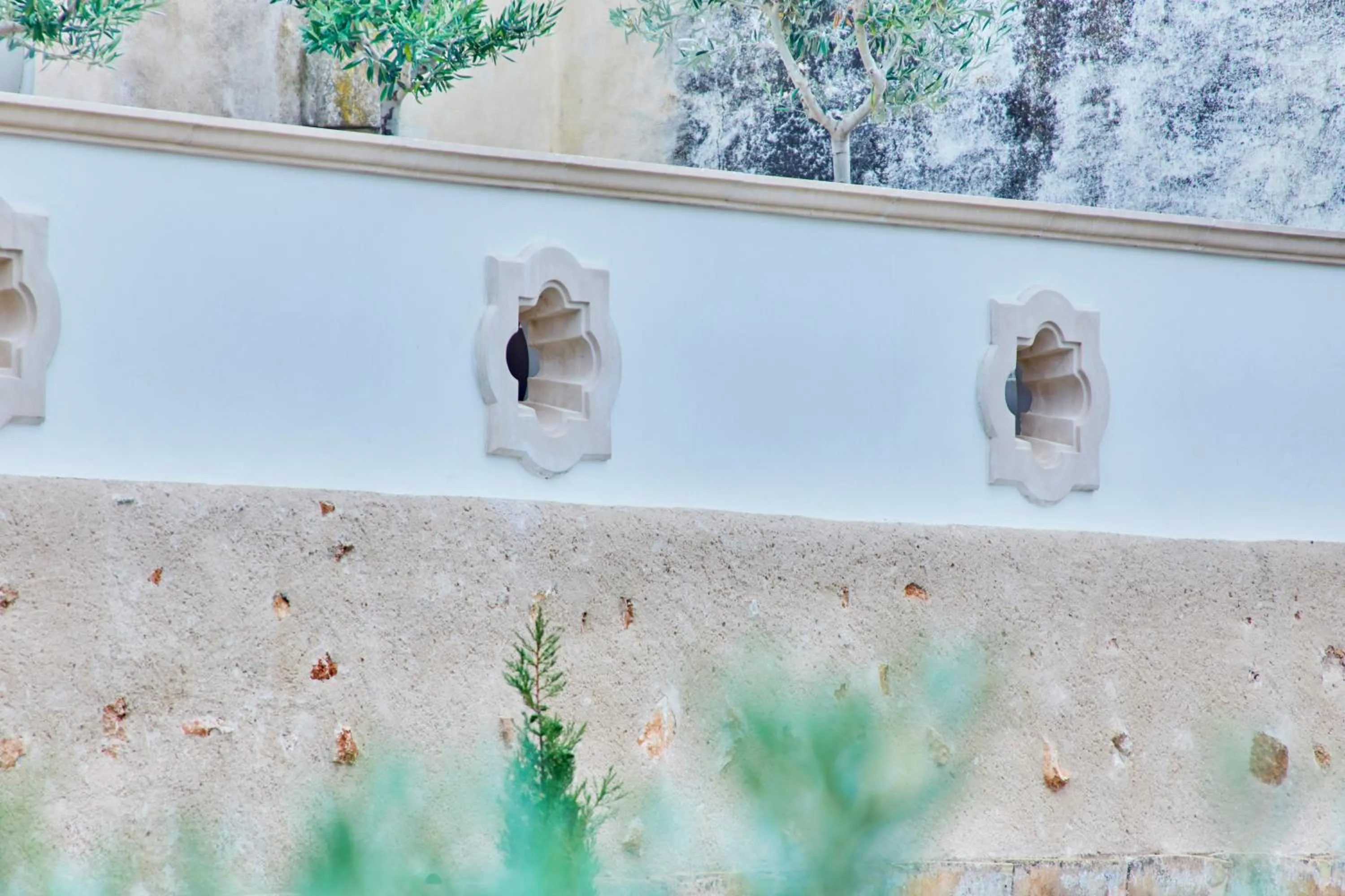 Decorative detail in Sa Creu Nova Petit Palais Art & Spa