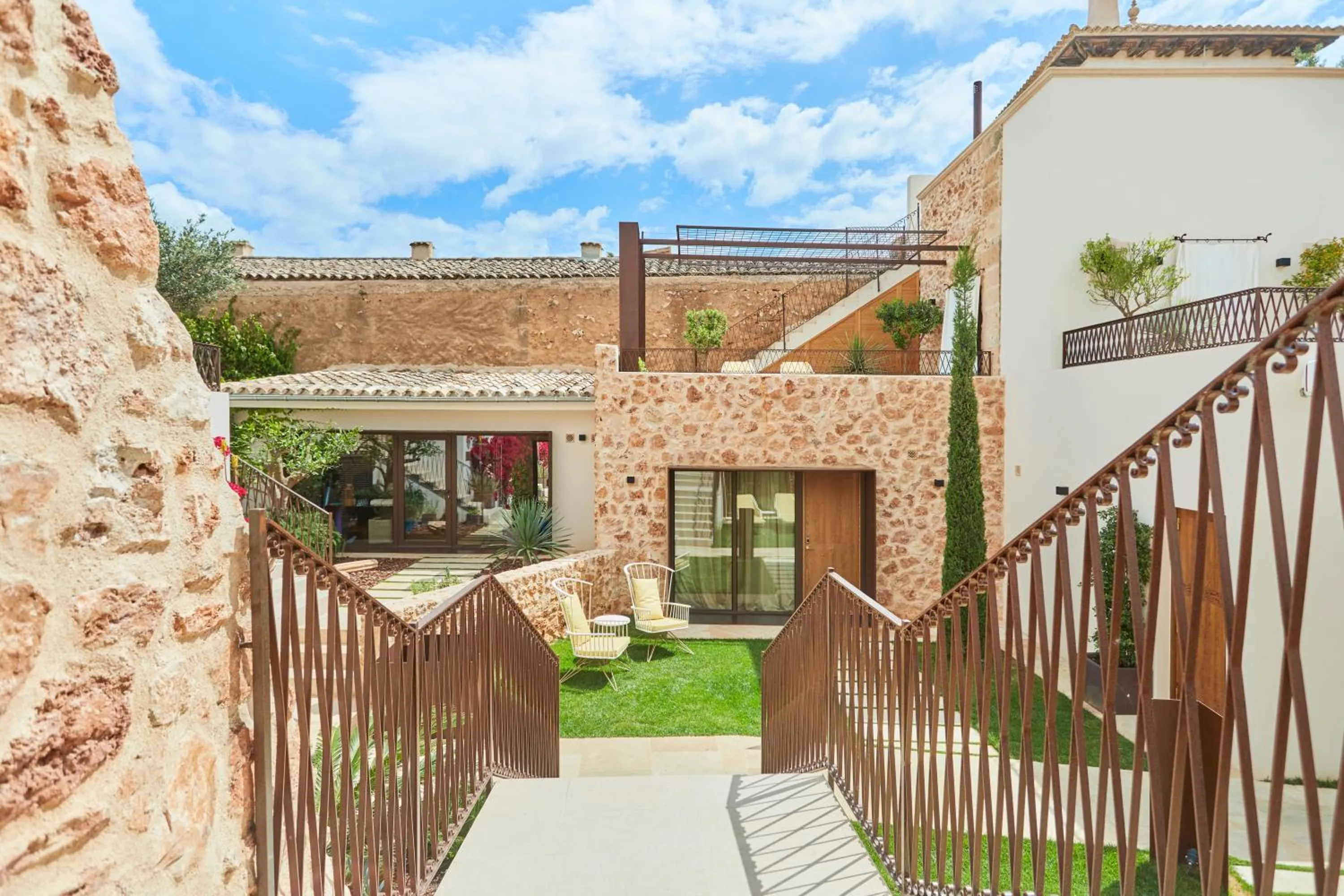 Balcony/Terrace in Sa Creu Nova Petit Palais Art & Spa