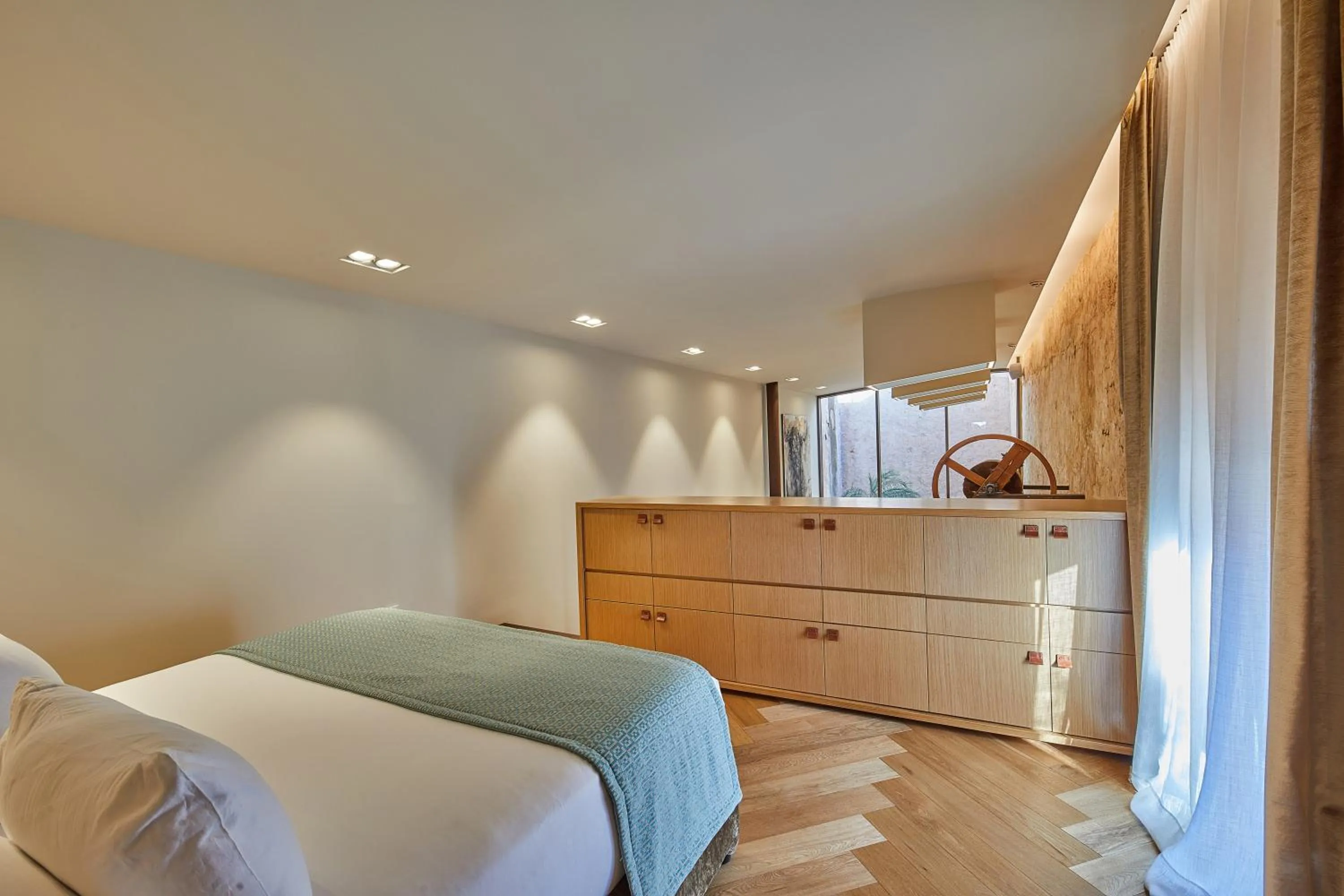 Photo of the whole room, Bed in Sa Creu Nova Petit Palais Art & Spa