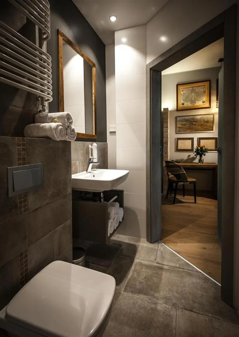 Bathroom, Bed in Akademia Kuraszków