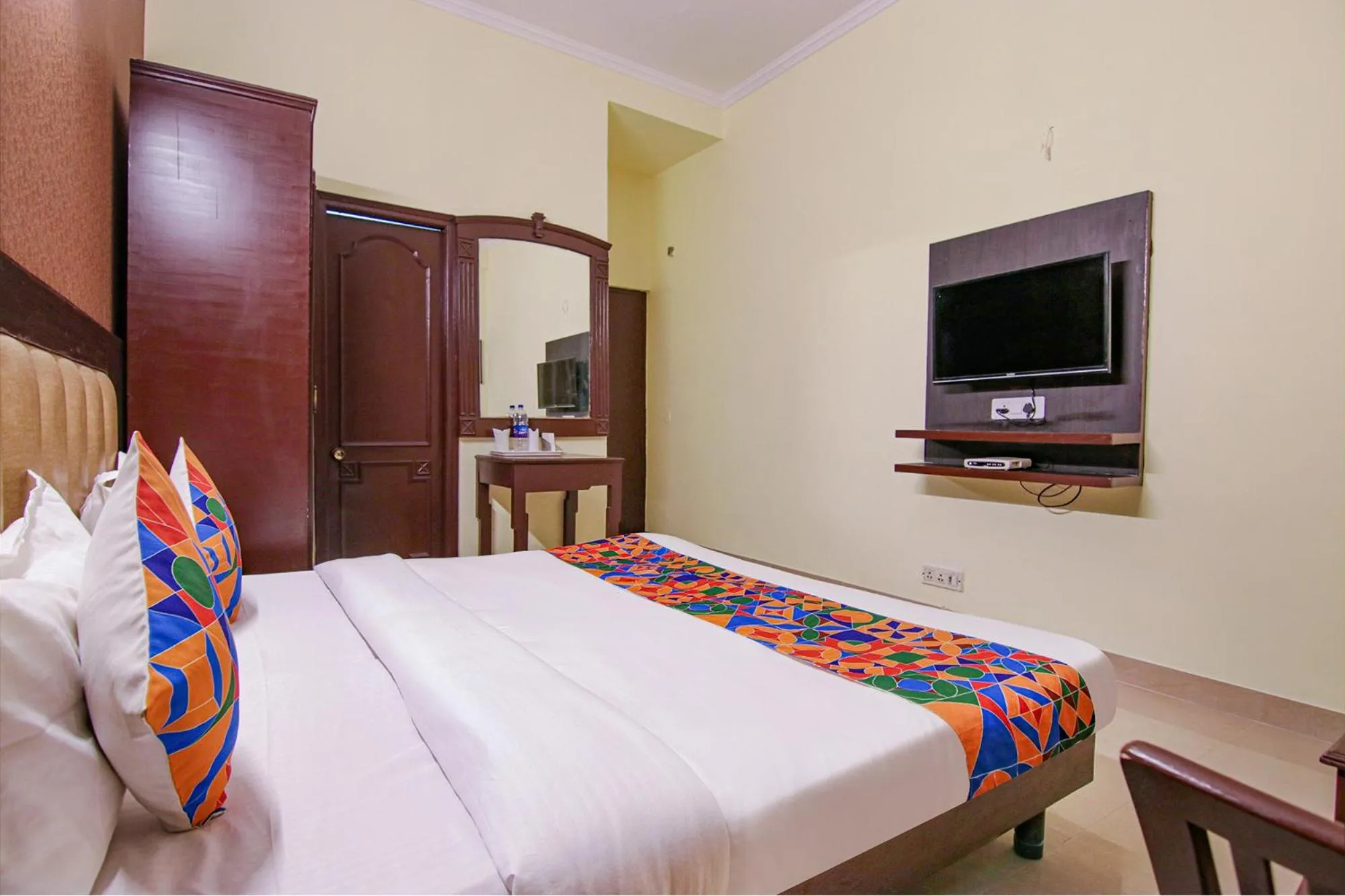 TV and multimedia, Bed in FabHotel Town Pride