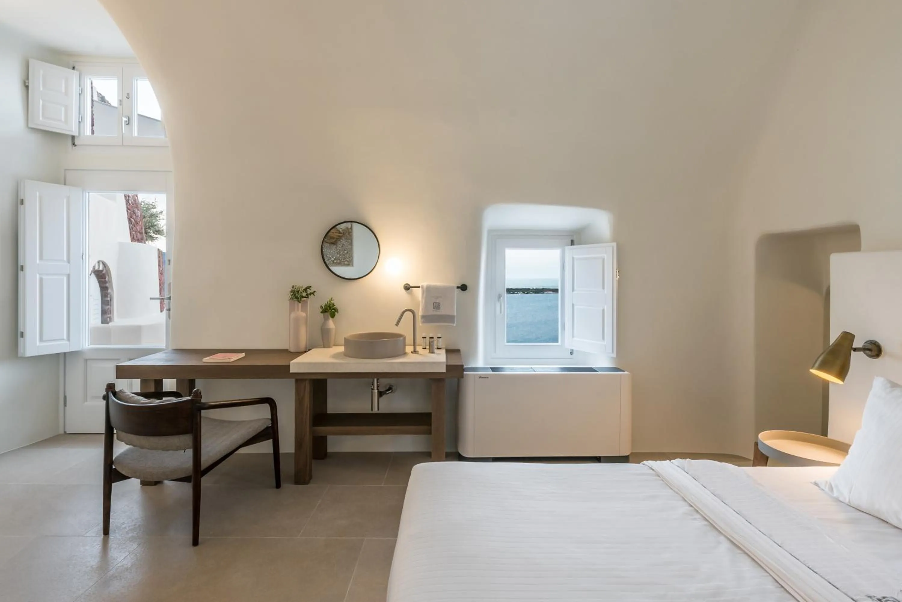 Bed in Art Maisons Oia Castle