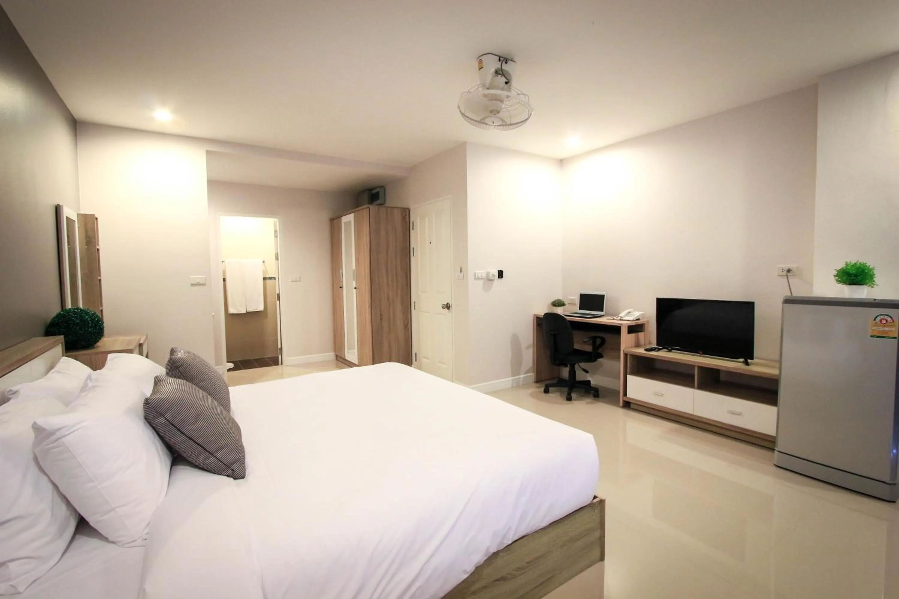 Bedroom, Bed in Vipa House Phuket - SHA Extra Plus