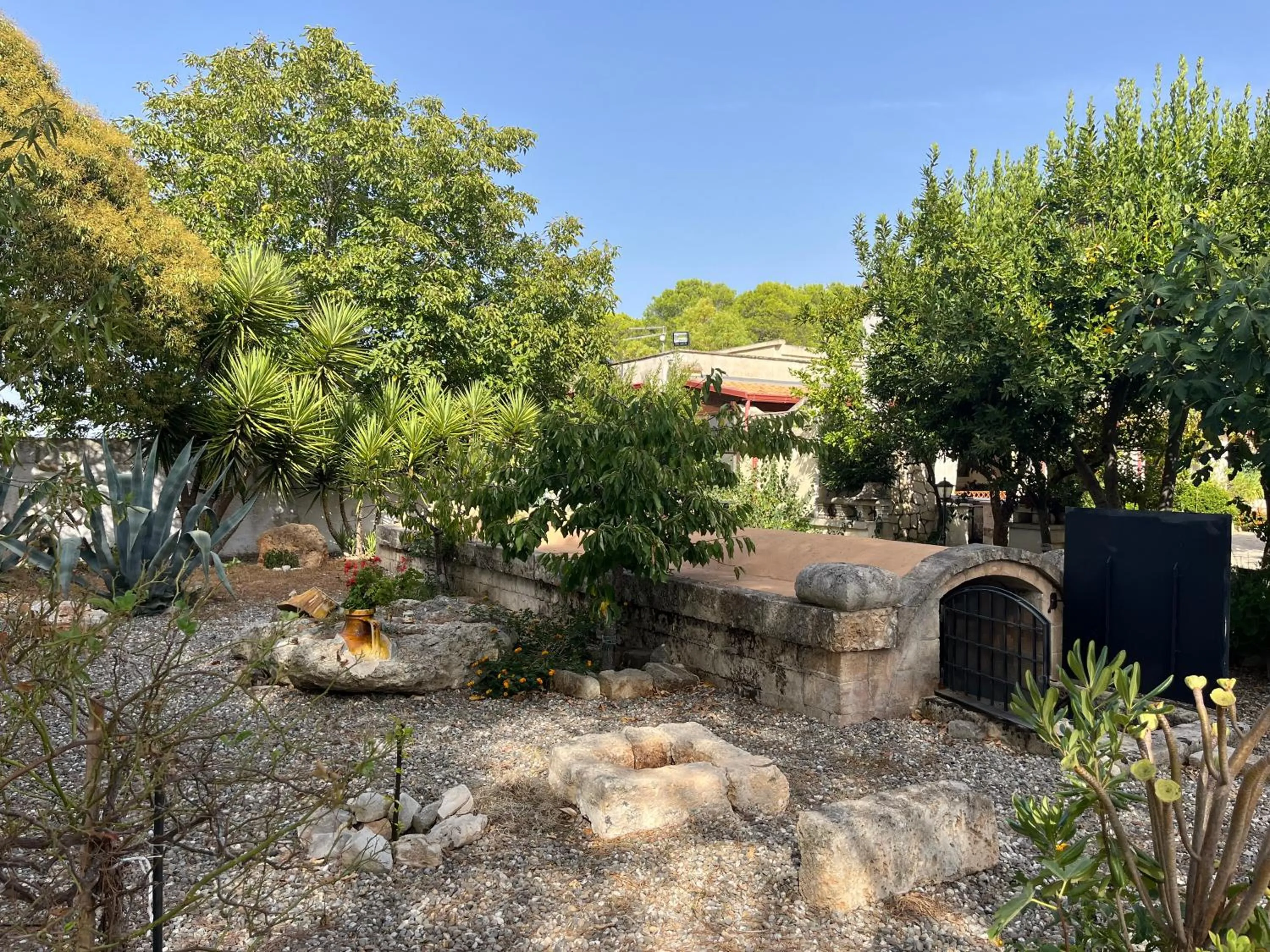 Garden in Masseria La Camardia