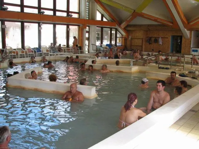 Hot Spring Bath in Grill Terasz Étterem és Szálláshely
