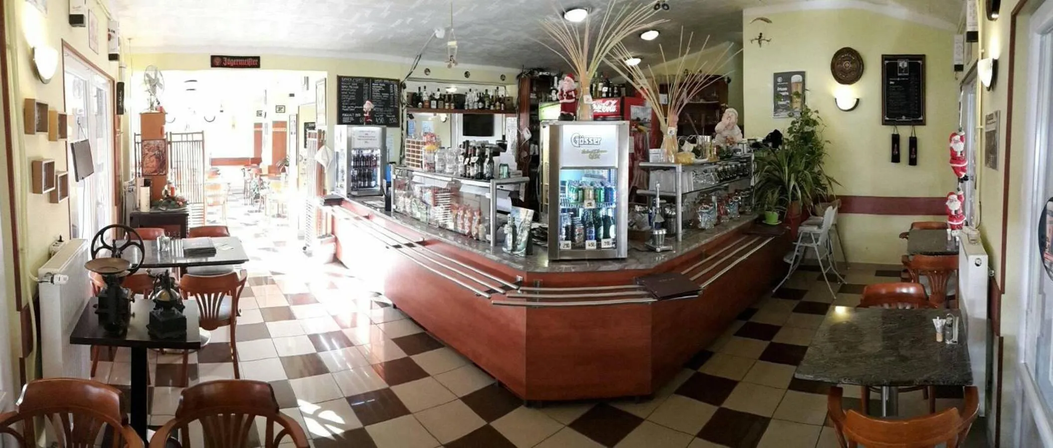 Restaurant/places to eat in Grill Terasz Étterem és Szálláshely