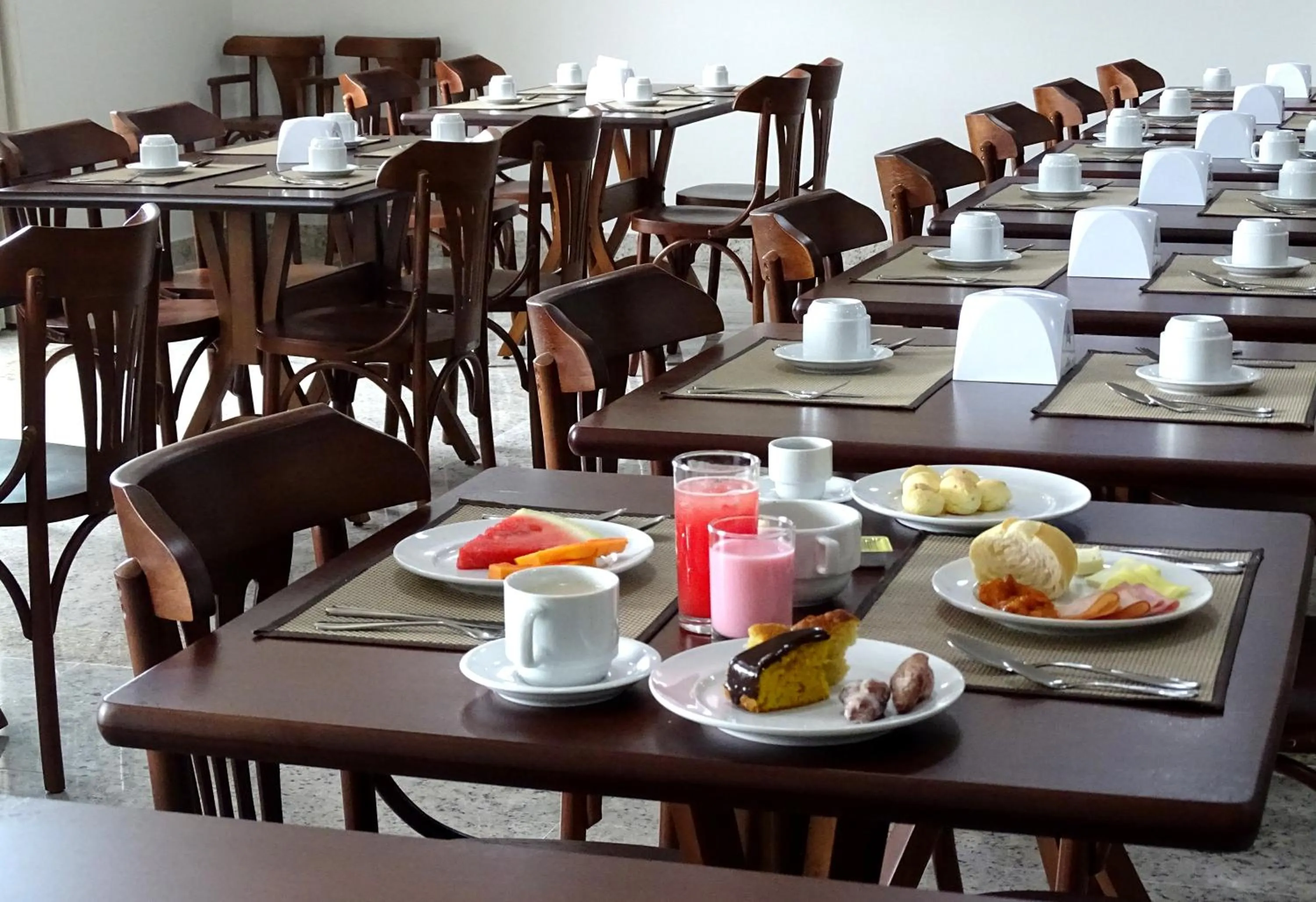 Restaurant/places to eat in BITTI HOTEL Aracruz by Samba