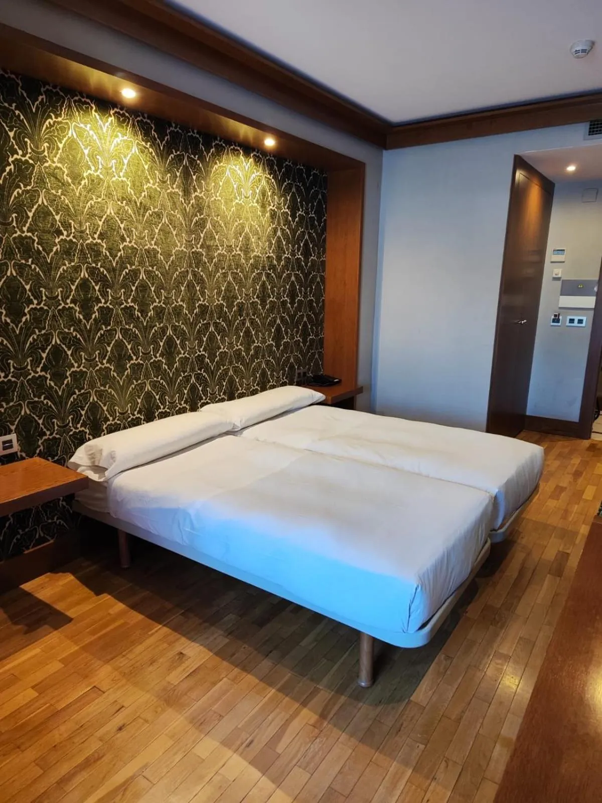 Bed in Hotel Confort BRASEROS