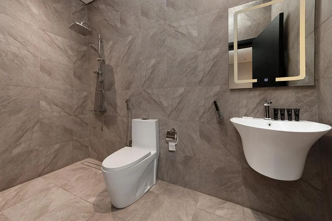 Shower in Viola Gardens Residence Serviced apartments