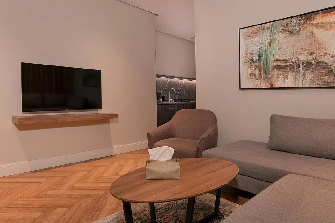 Communal lounge/ TV room in Viola Gardens Residence Serviced apartments