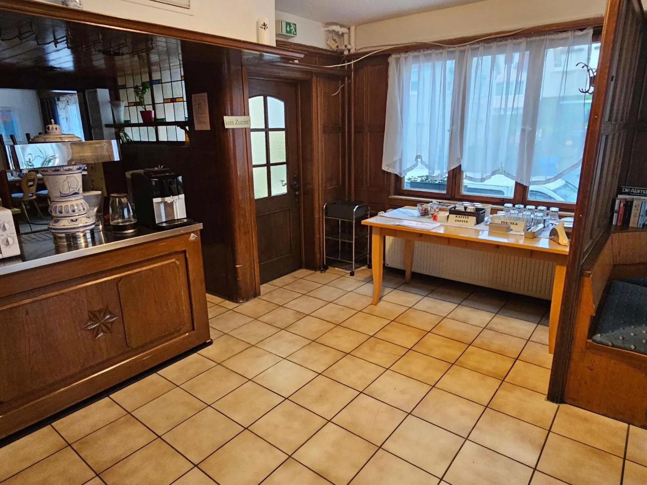 Coffee/tea facilities in Hotel & Hostel Albstadt