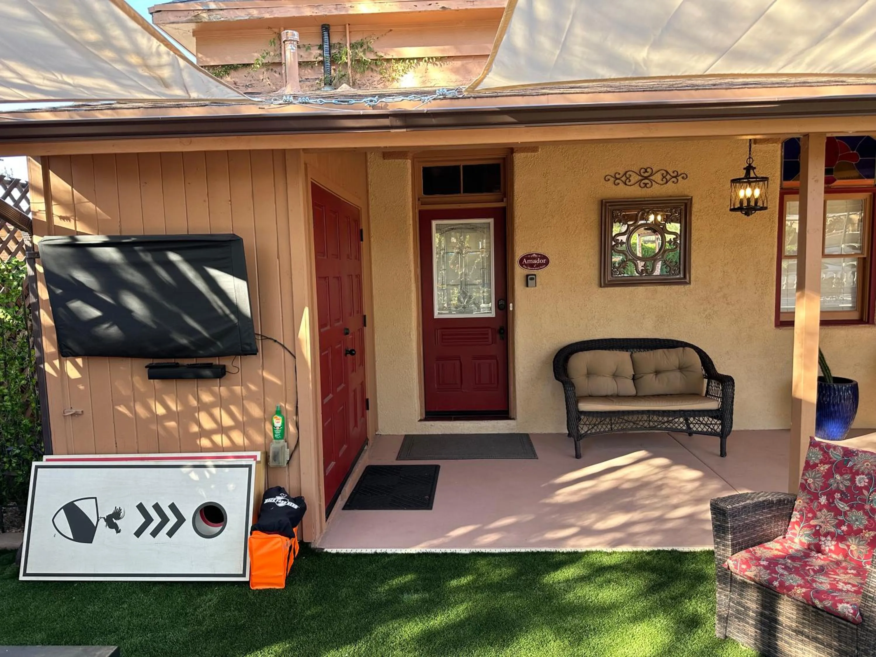 Facade/entrance in El Amador Inn Downtown Tucson