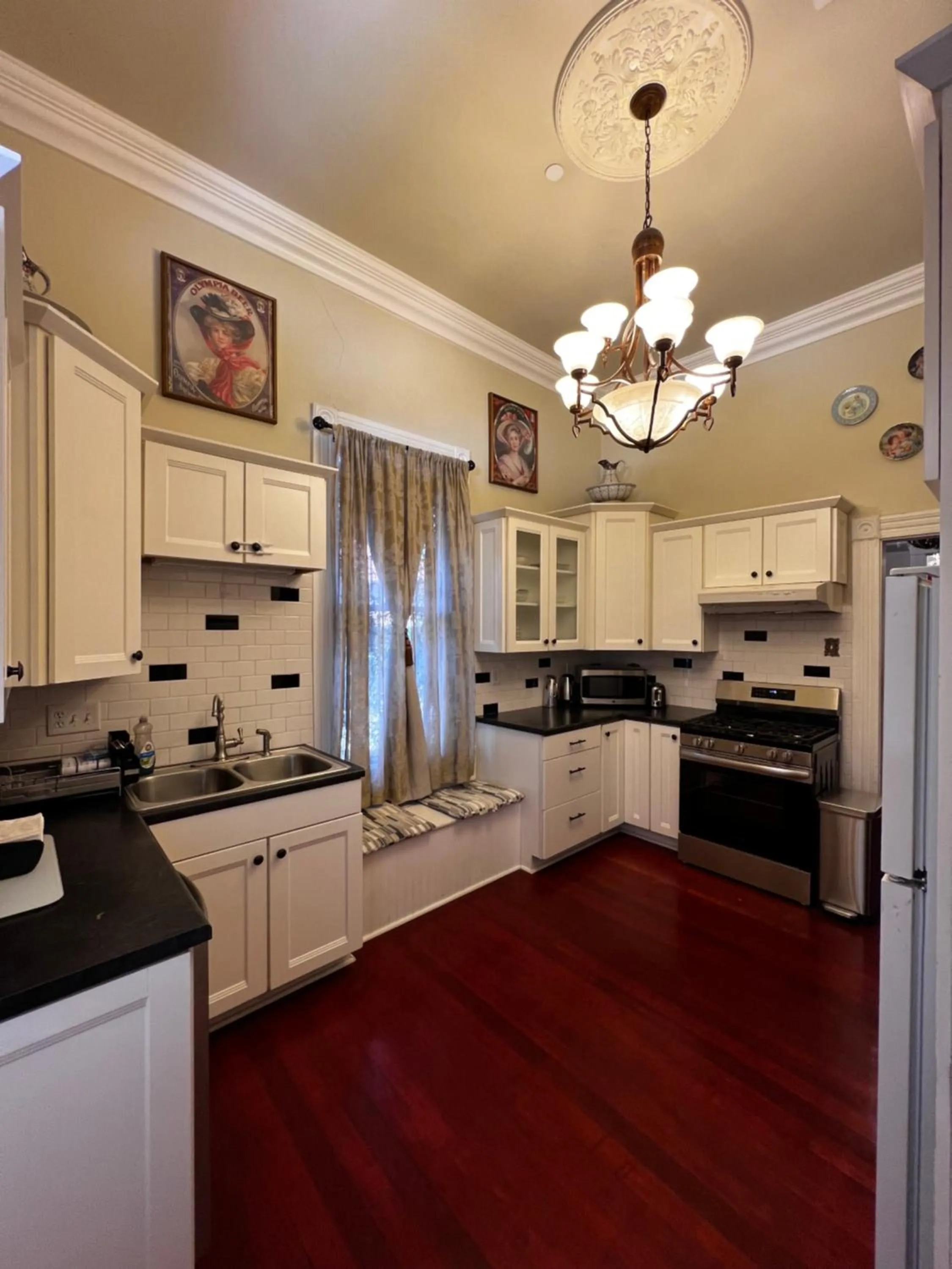 Kitchen or kitchenette in El Amador Inn Downtown Tucson