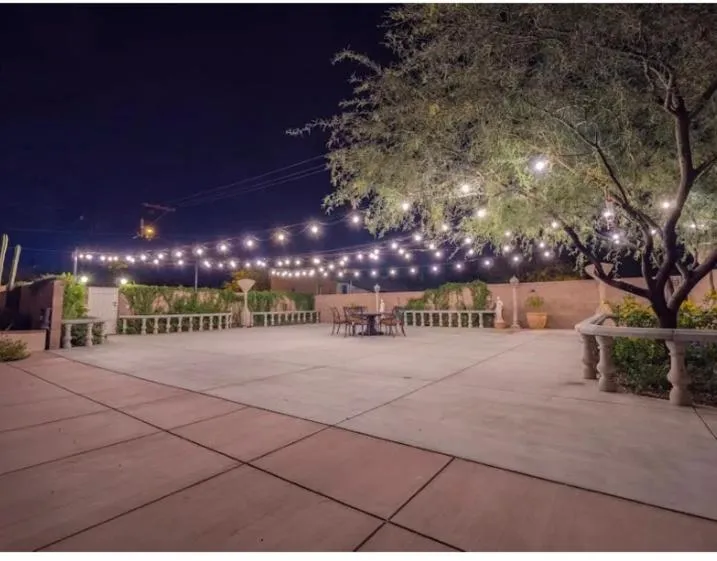 Inner courtyard view in El Amador Inn Downtown Tucson