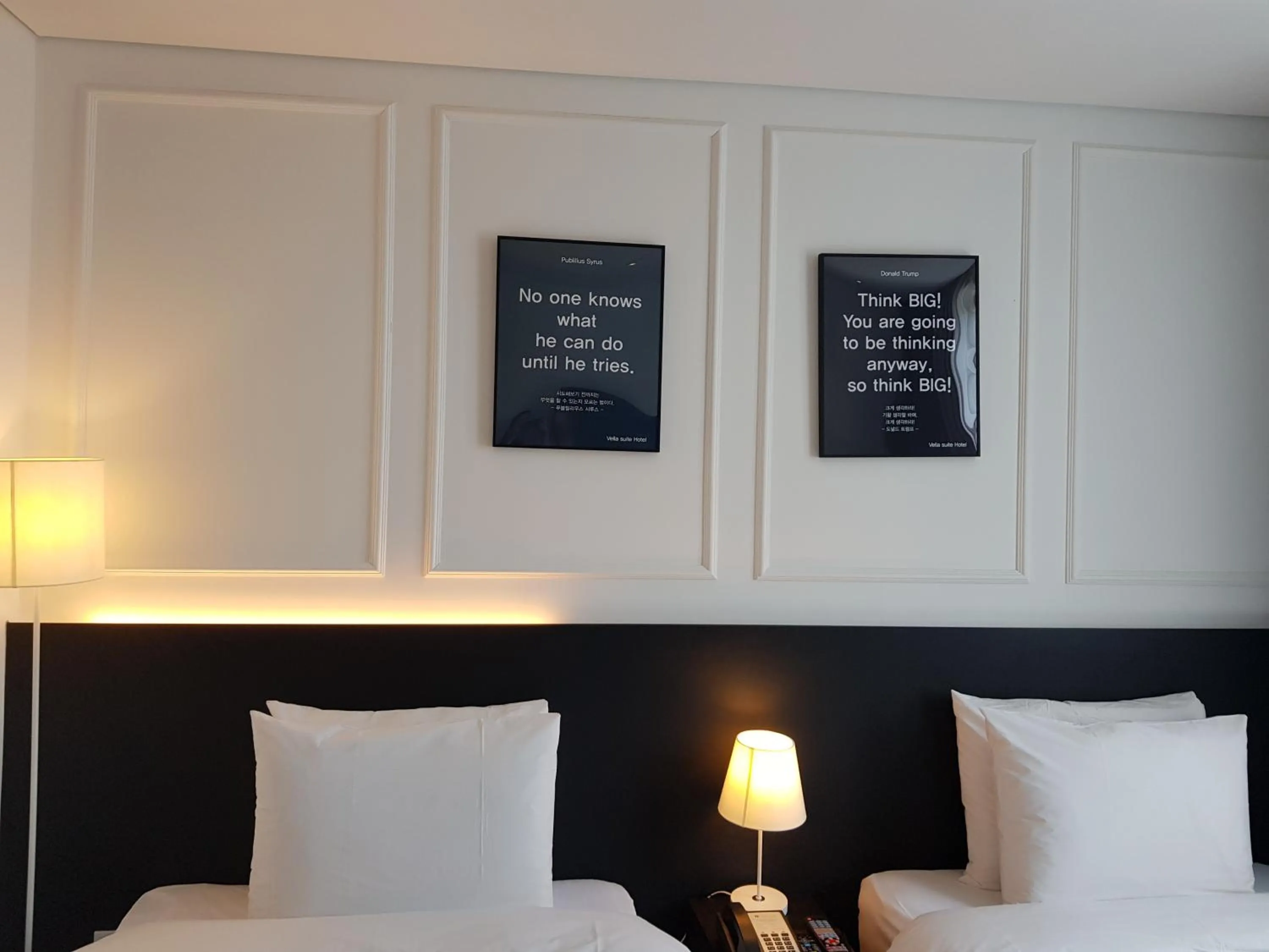 Bed in Vella Suite Hotel