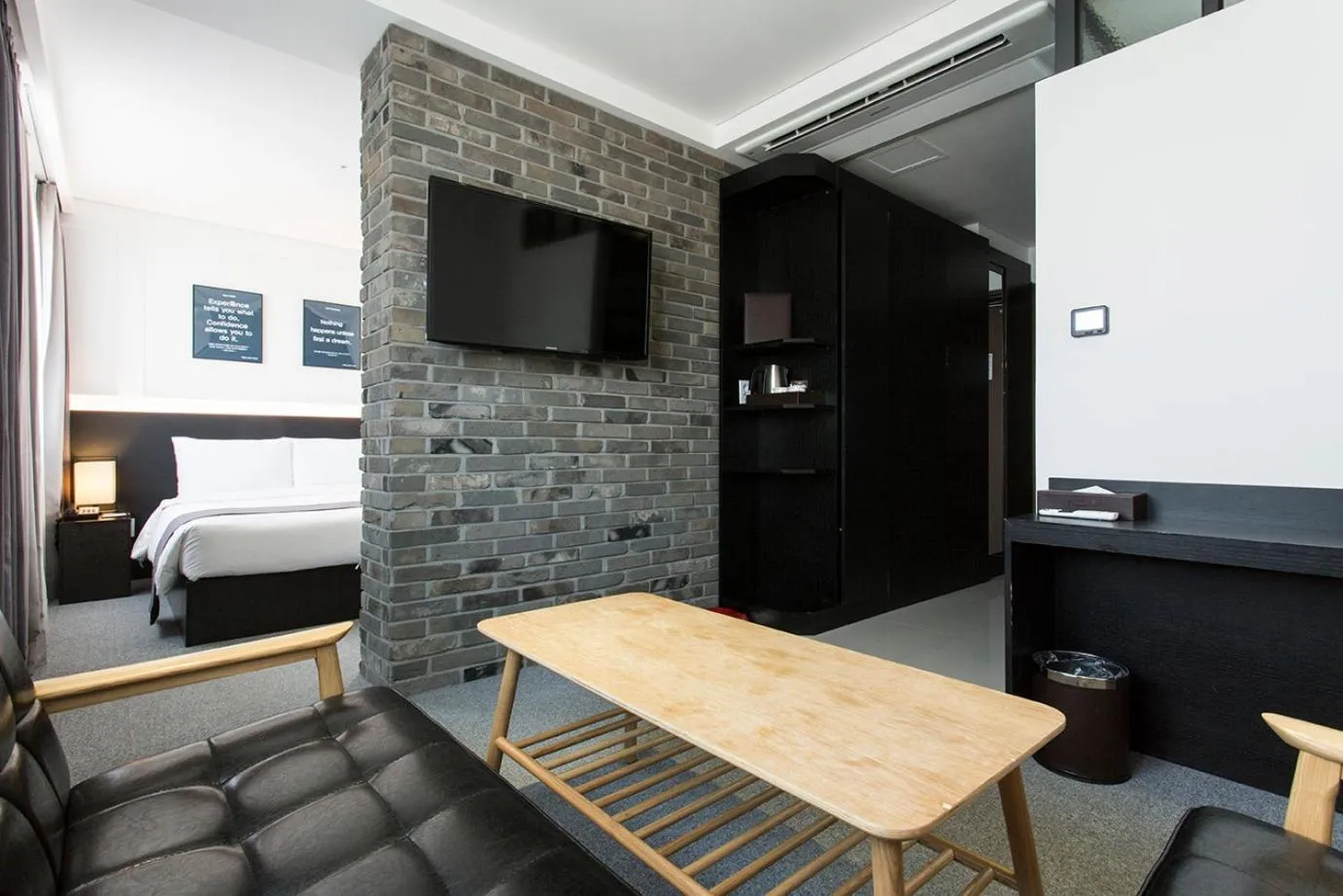 Bed in Vella Suite Hotel