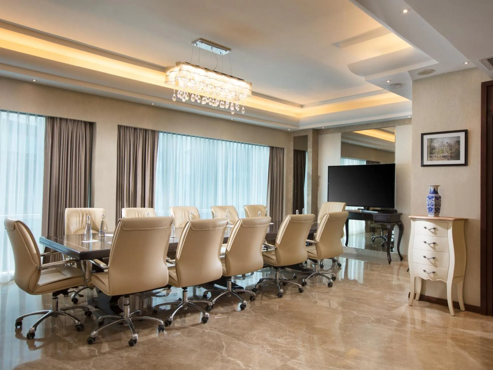 TV and multimedia in Wyndham Panbil Batam