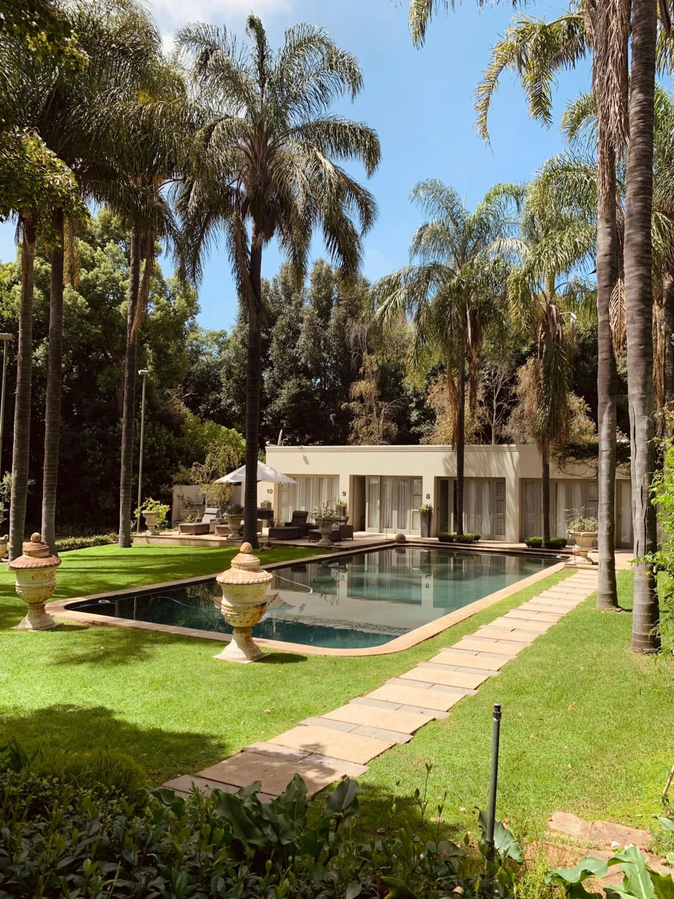 Property building in Hoeveld House