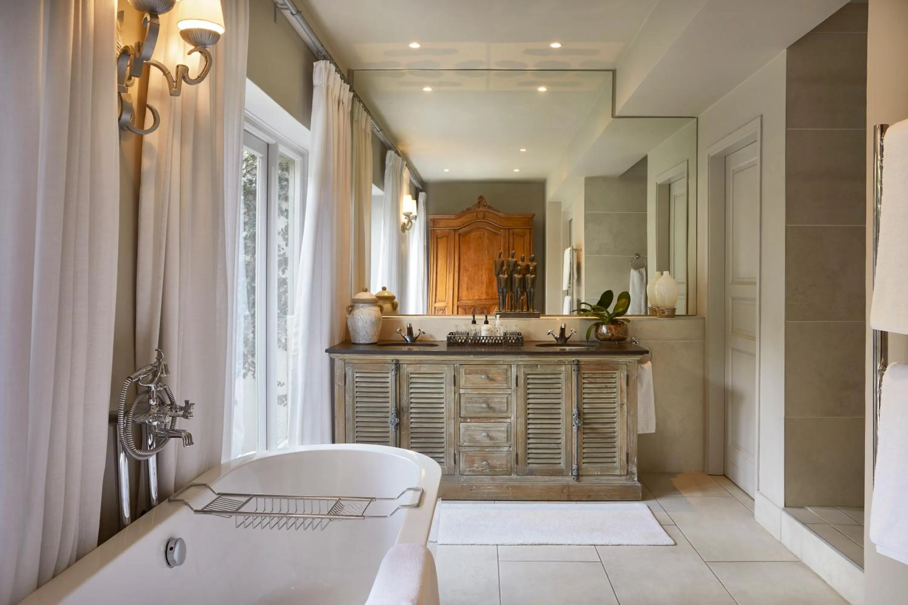 Bathroom in Hoeveld House