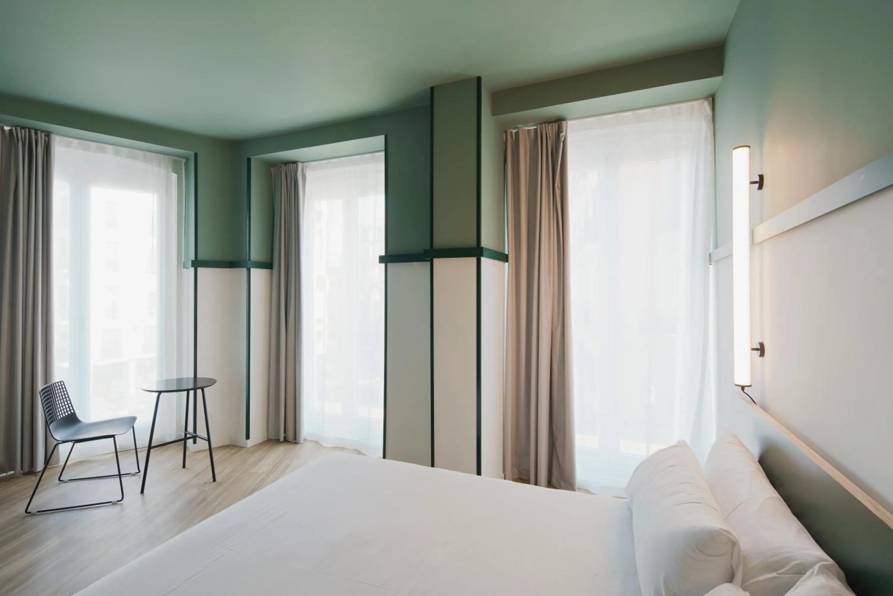 Bed in B&B HOTEL Madrid Centro Plaza Mayor