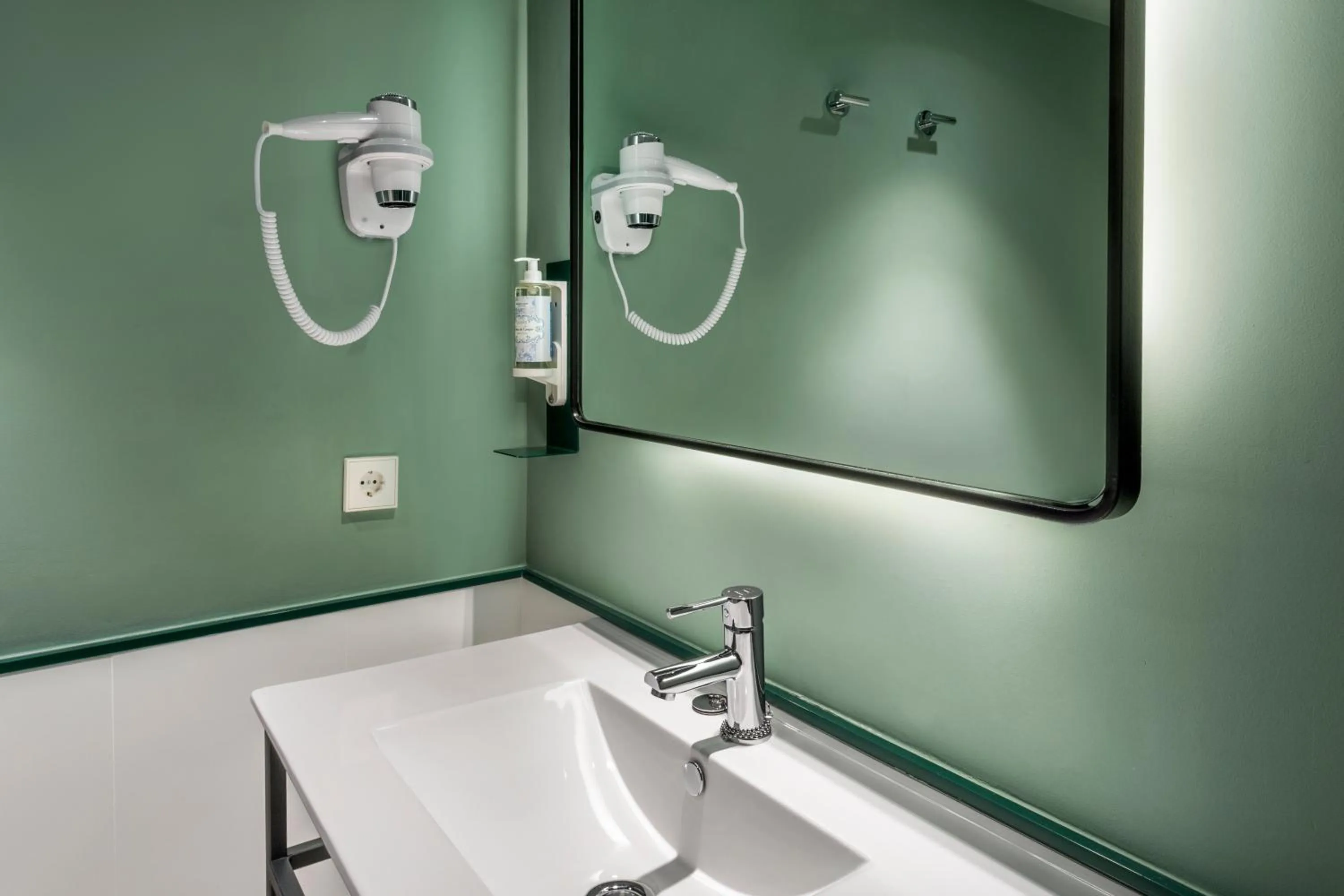 Bathroom in B&B HOTEL Madrid Centro Plaza Mayor