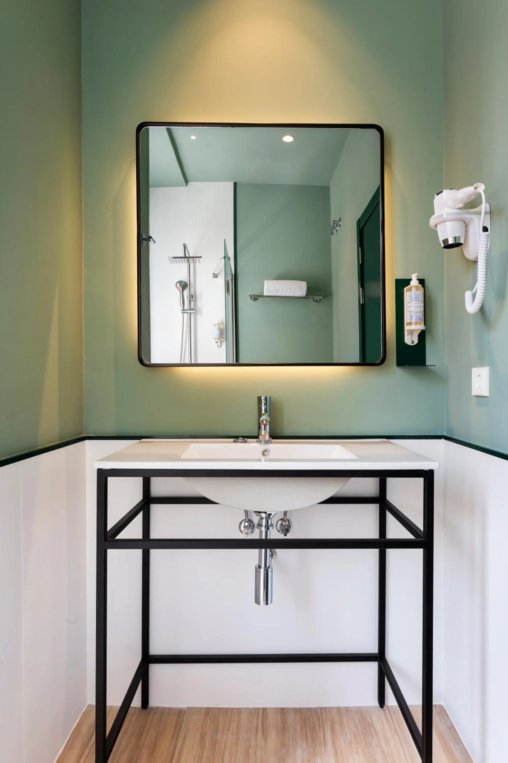 Toilet in B&B HOTEL Madrid Centro Plaza Mayor