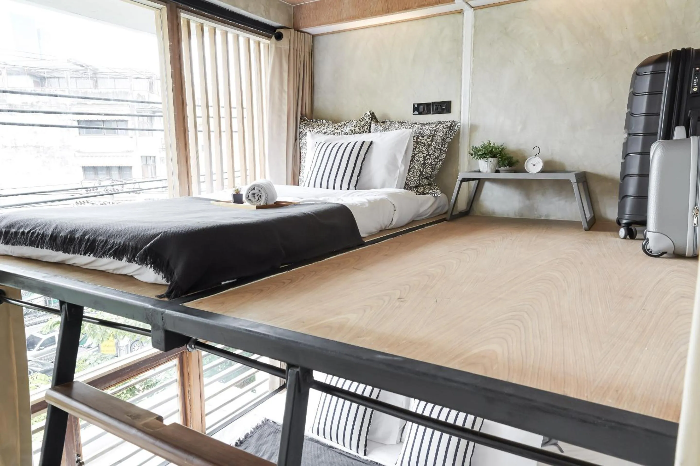 Bed in Vann Bangkok Boutique House