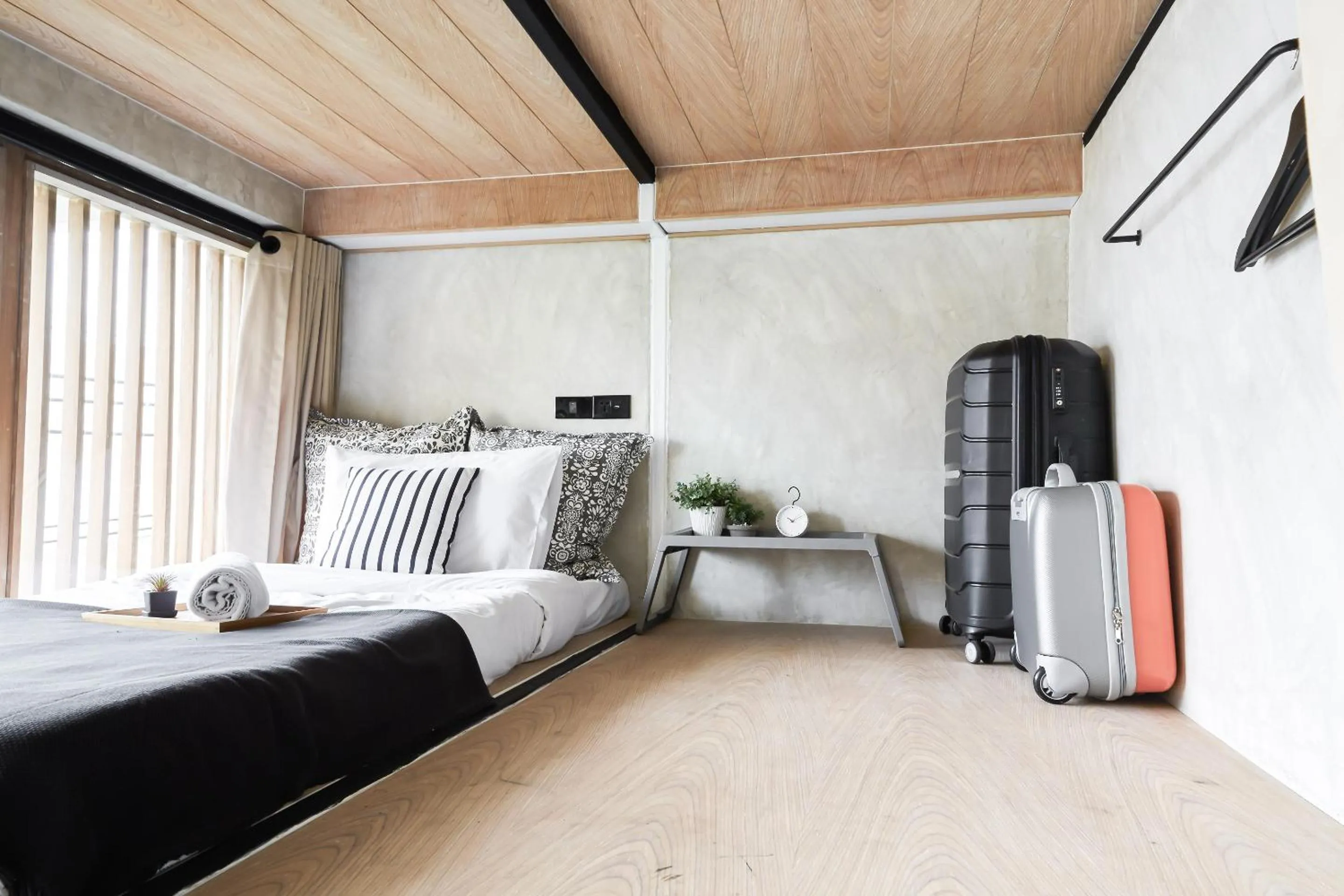 Bed in Vann Bangkok Boutique House