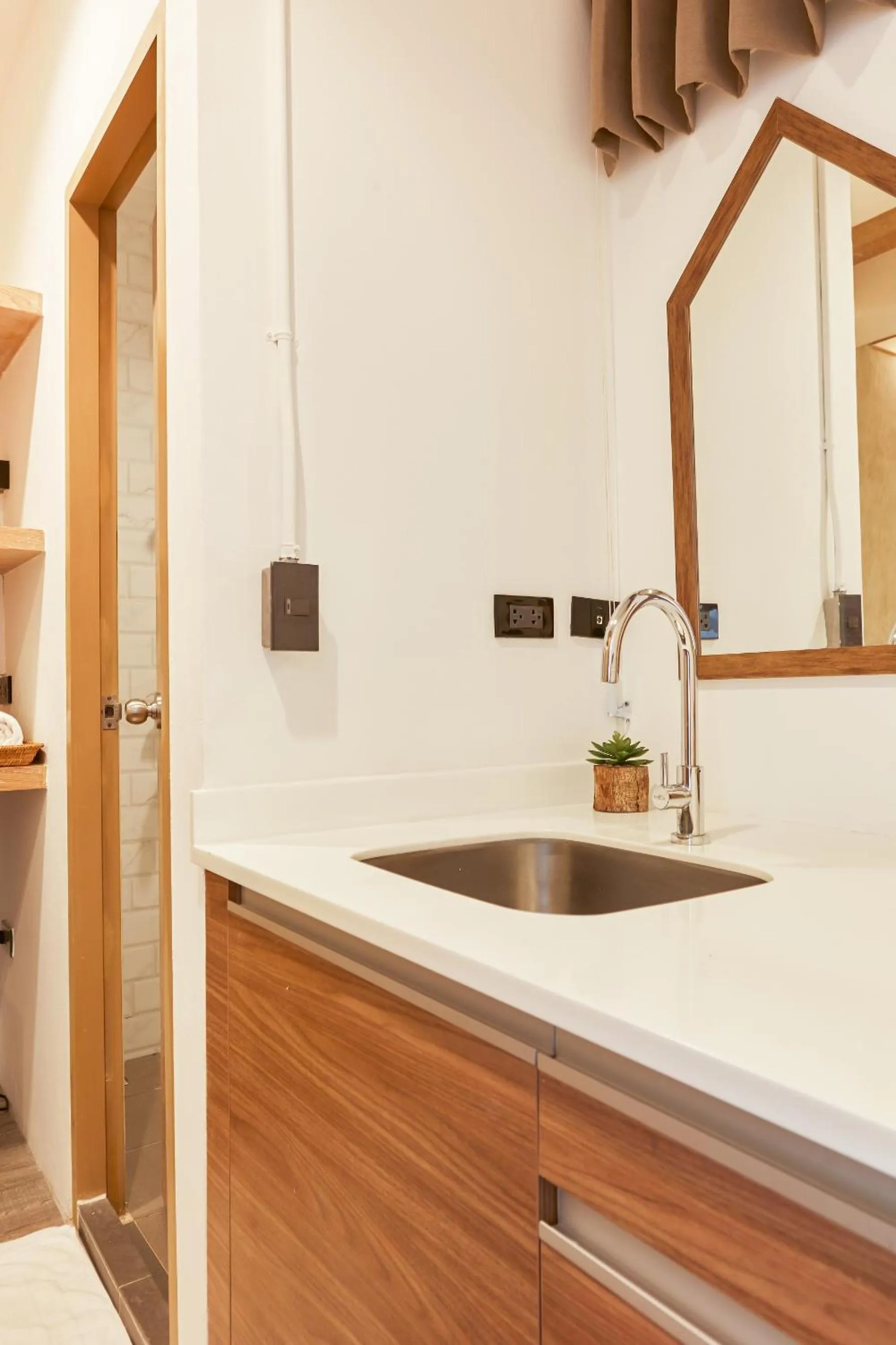 Vann Bangkok Boutique House