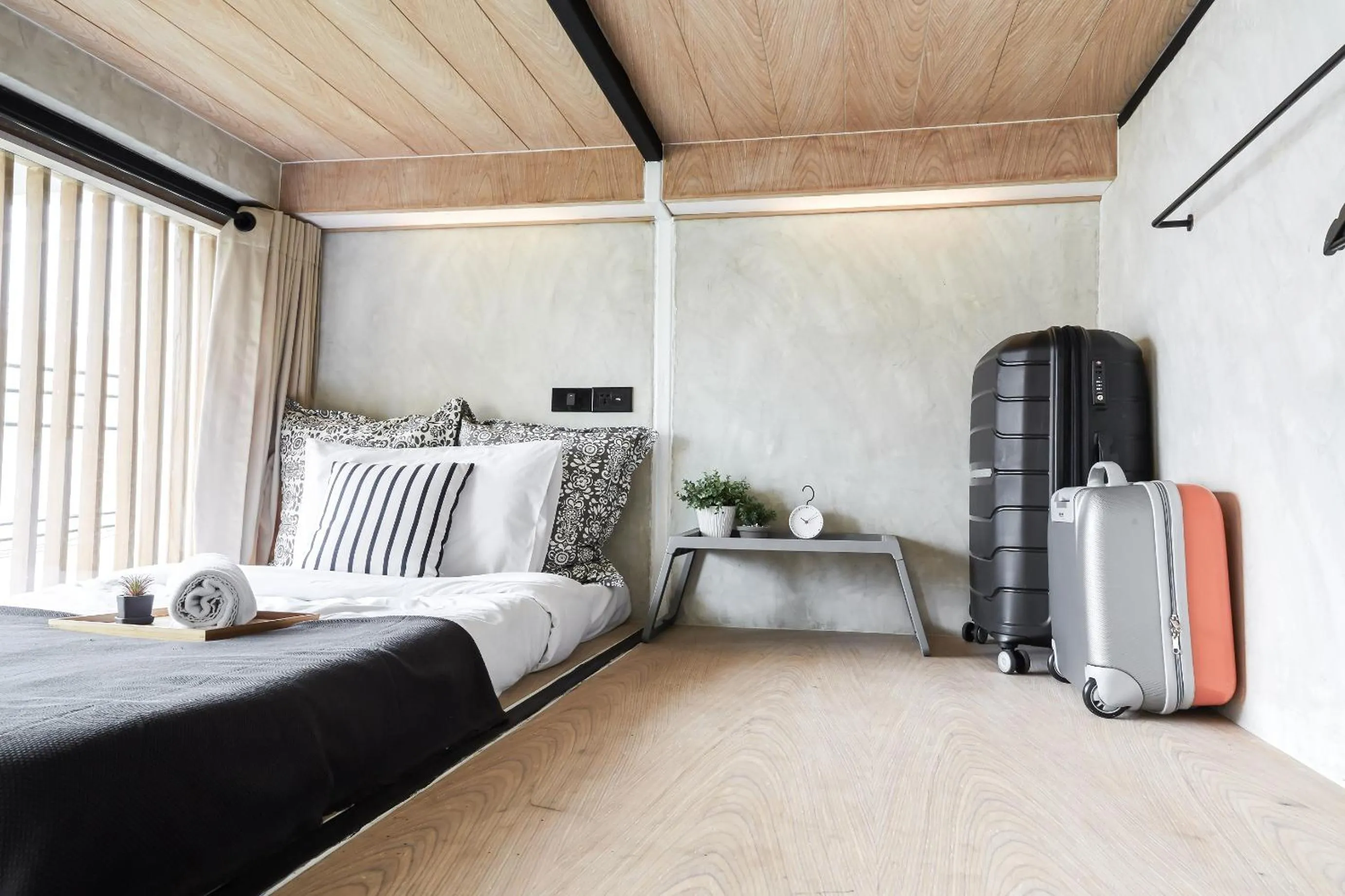 Bed in Vann Bangkok Boutique House