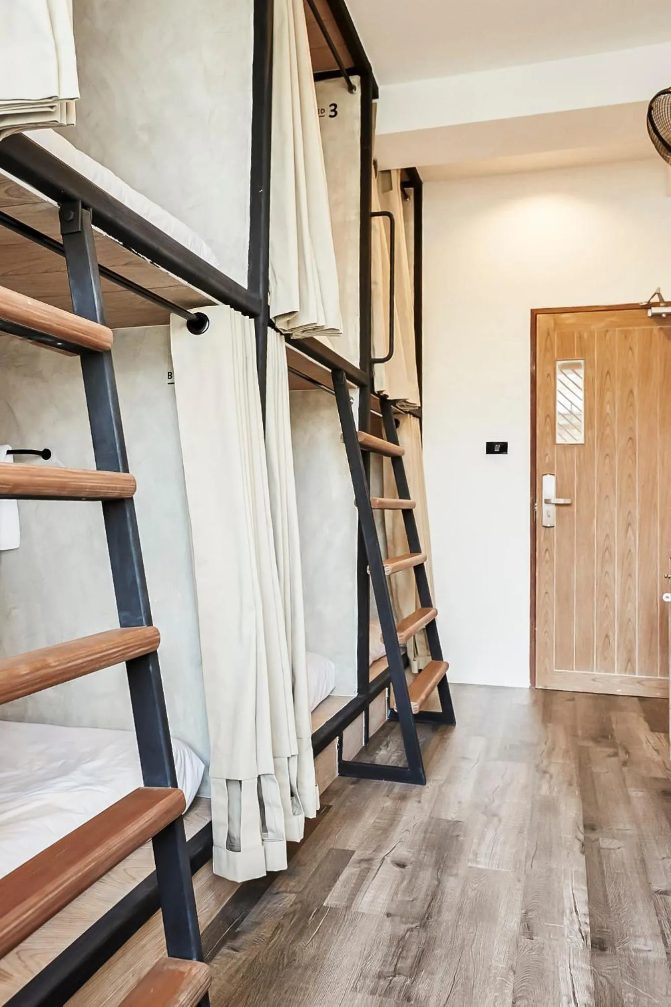 Bed in Vann Bangkok Boutique House