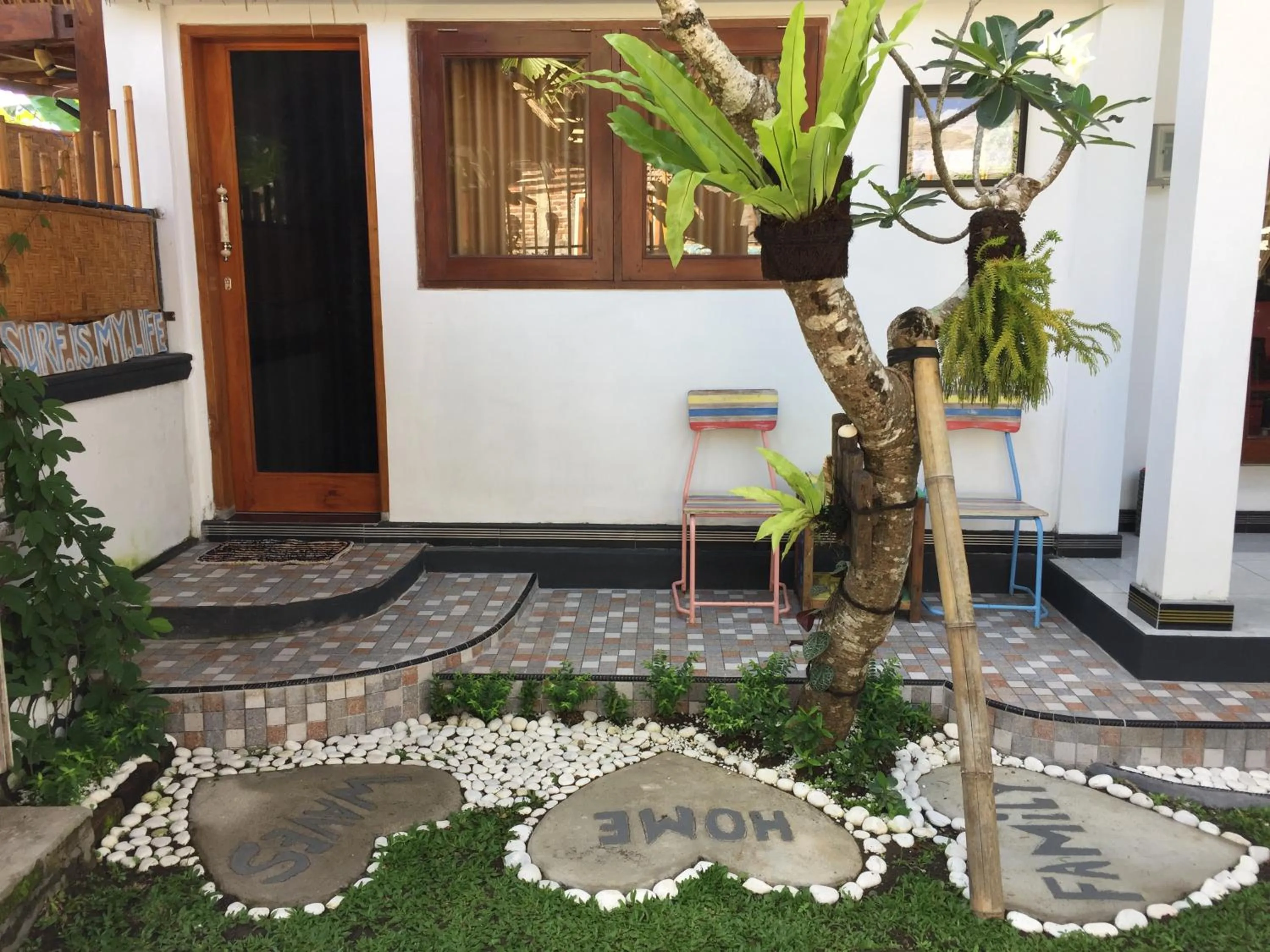 Garden in Medewi Secret SurfCamp