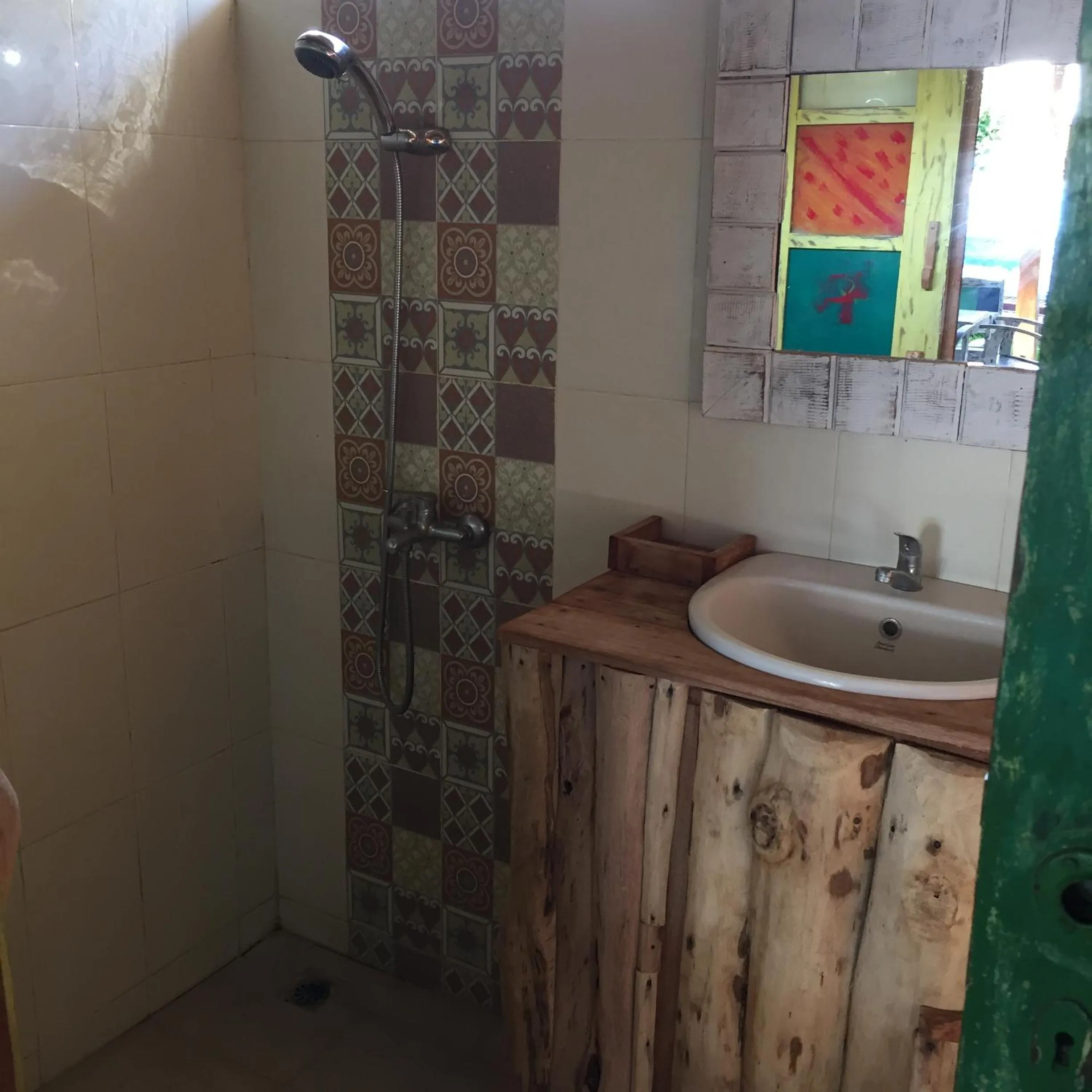 Bathroom in Medewi Secret SurfCamp