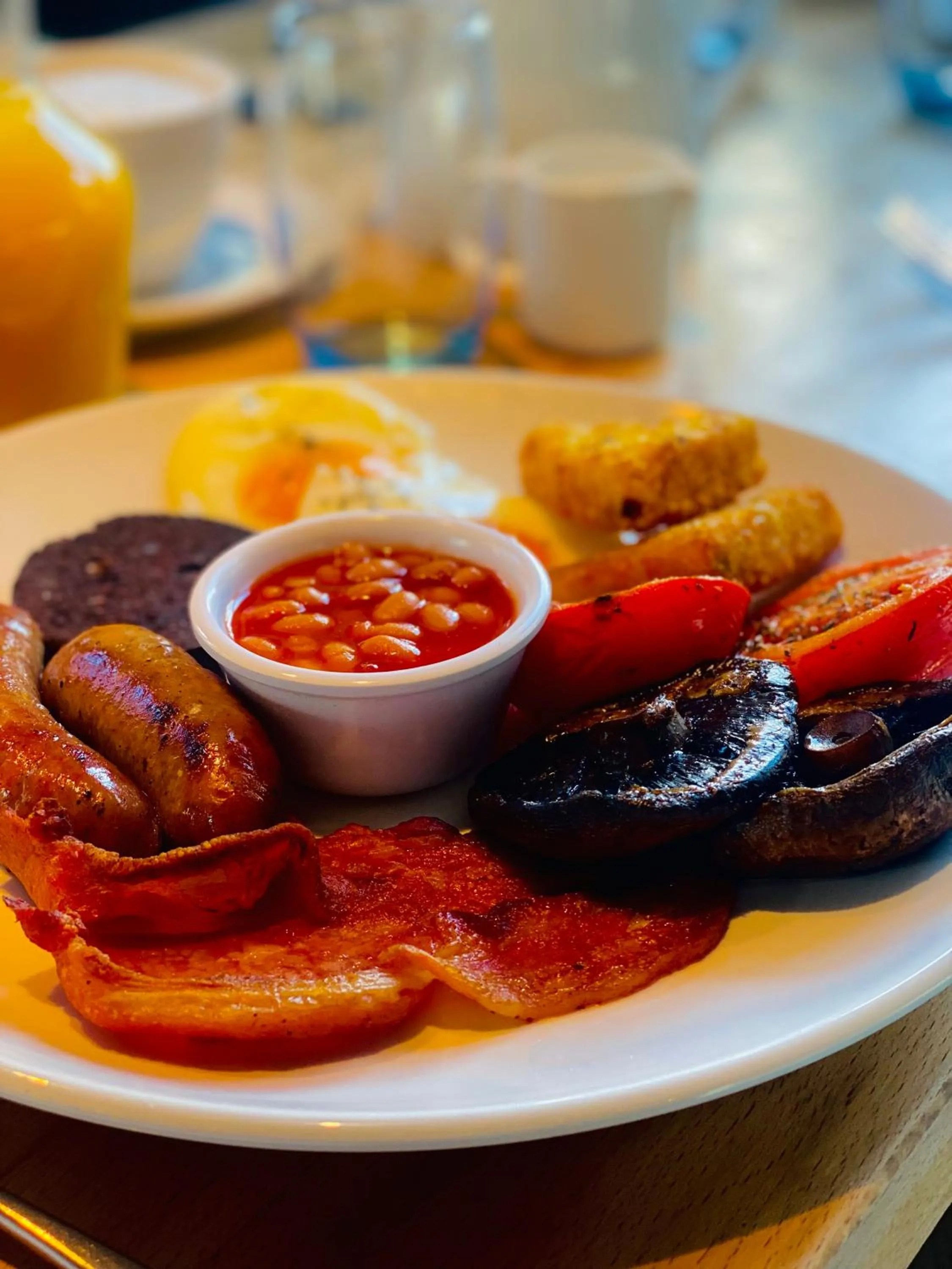 Breakfast in The Punchbowl Lapworth