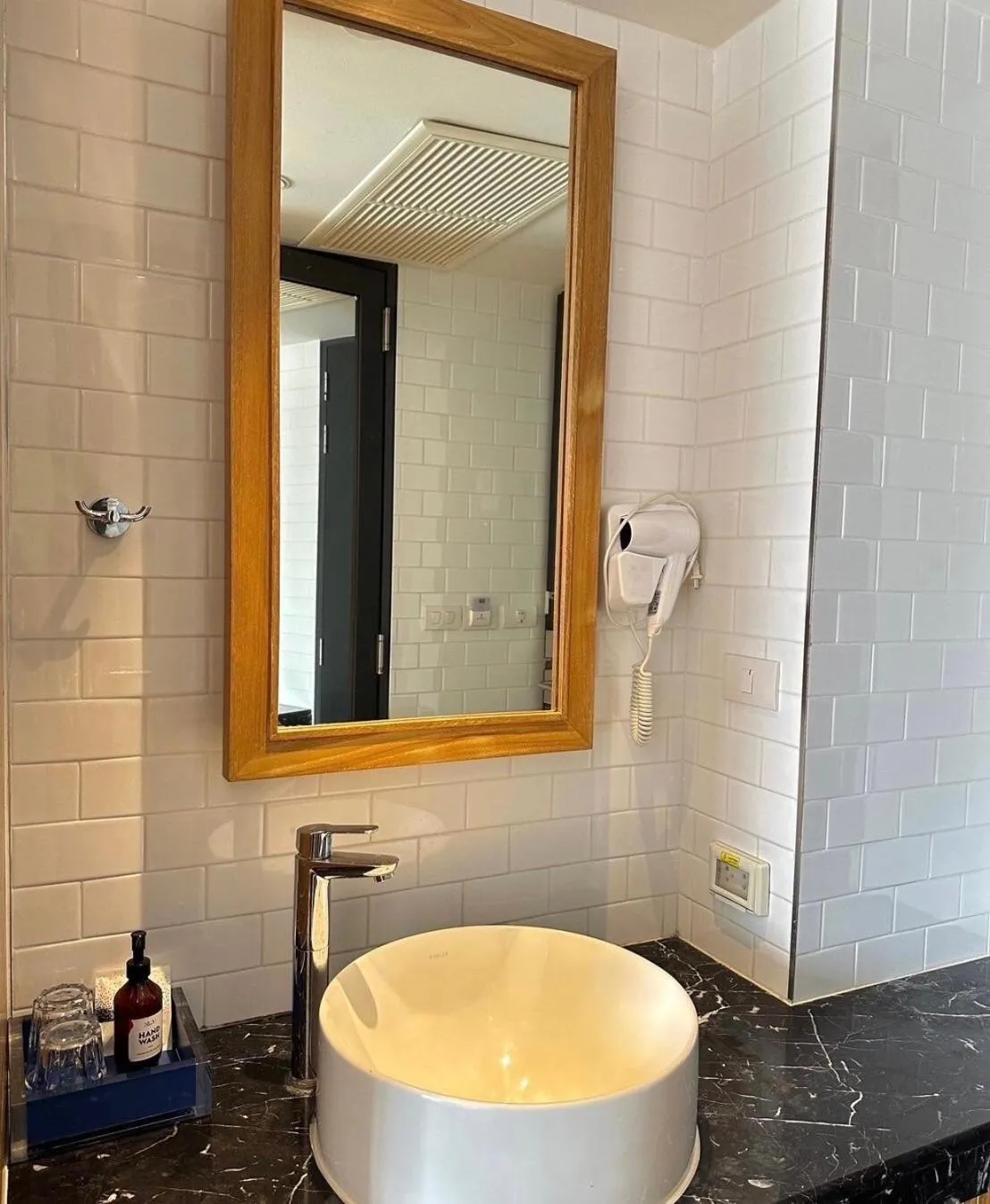 hair dryier in Klub Hotel Bangkok