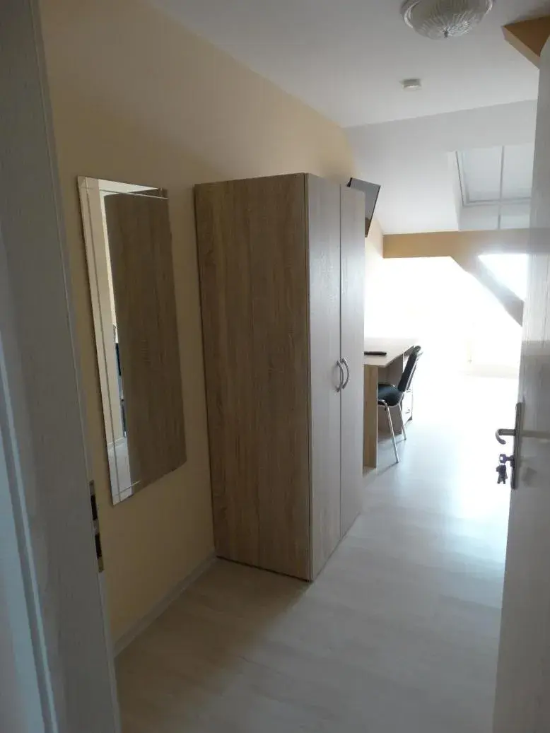 Budget Double Room in Hotel Amy Budget Double Room in Hotel Amy