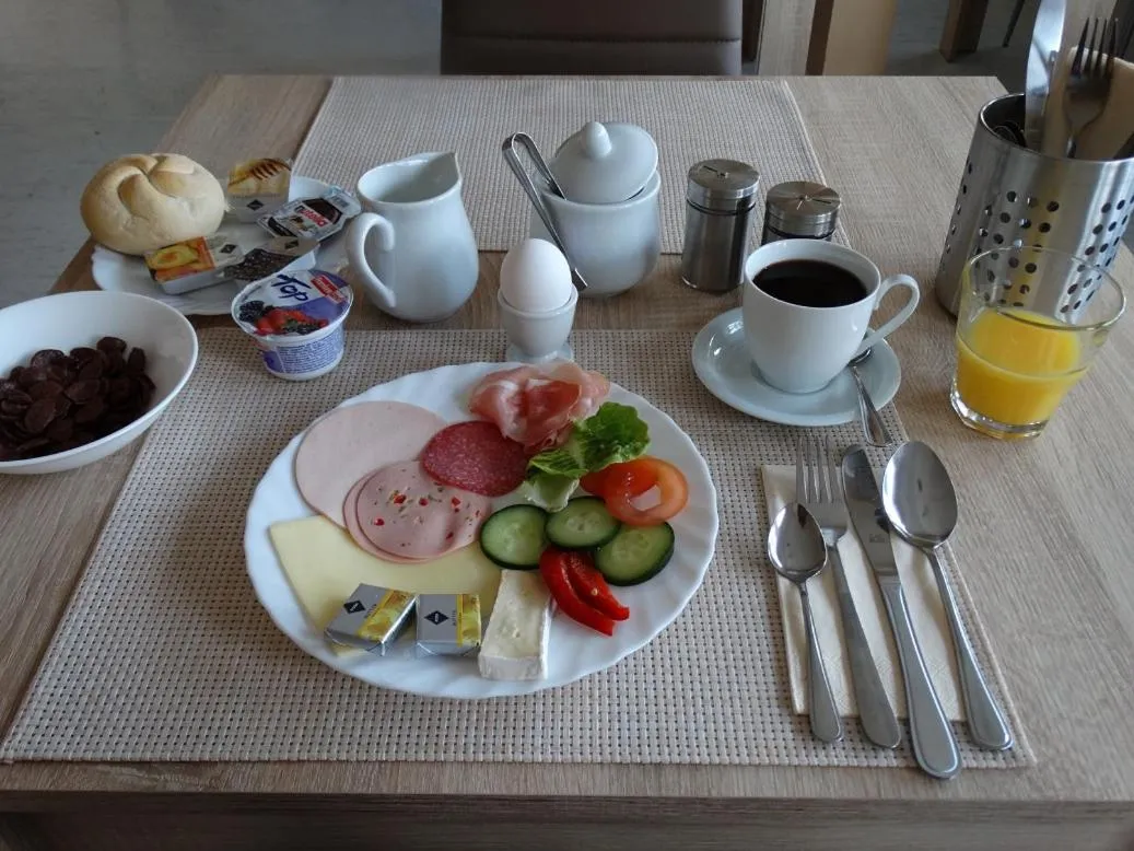 Breakfast in Hotel Amy