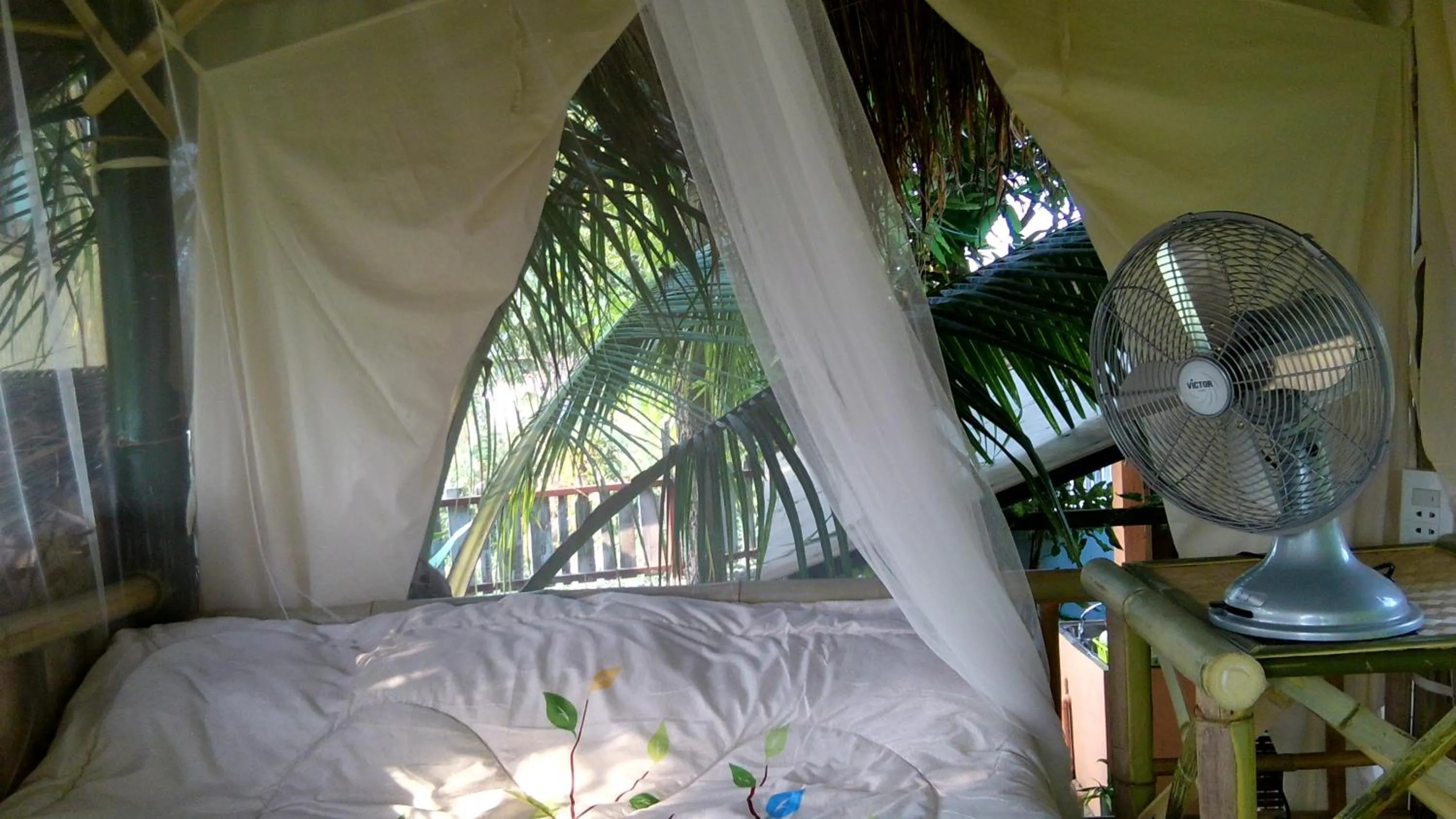 Bed in Your Home in Mae Rim