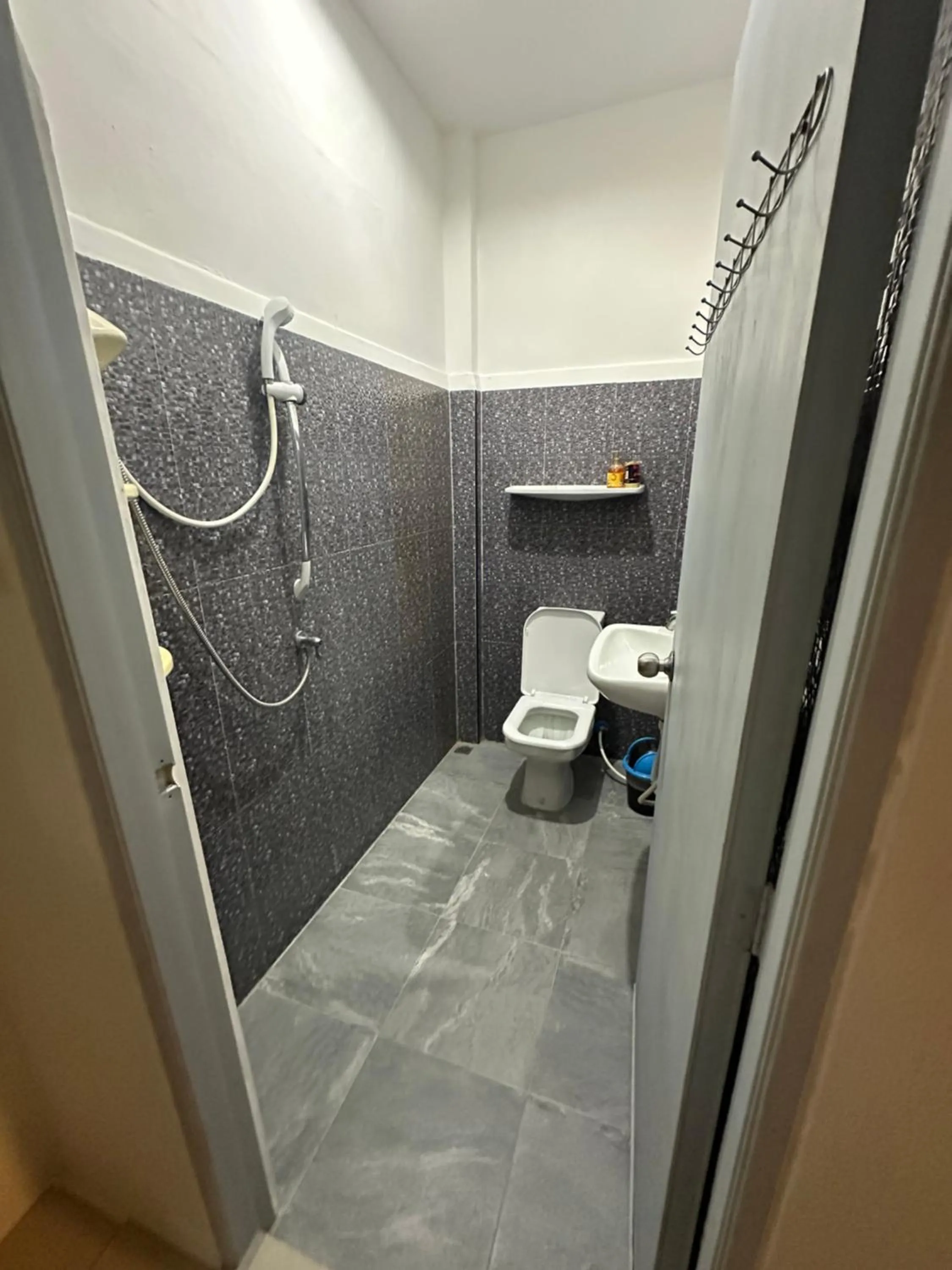 Shower in Samui Zenity