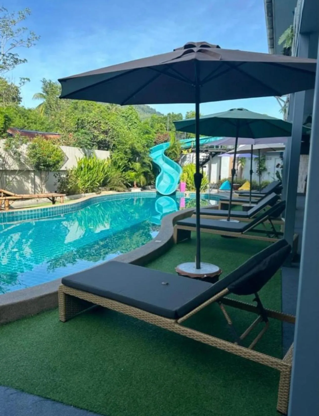 Swimming pool in Samui Zenity