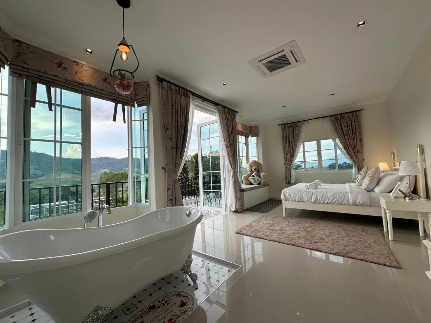 Holiday Home in Misty English Cottage Holiday Home in Misty English Cottage