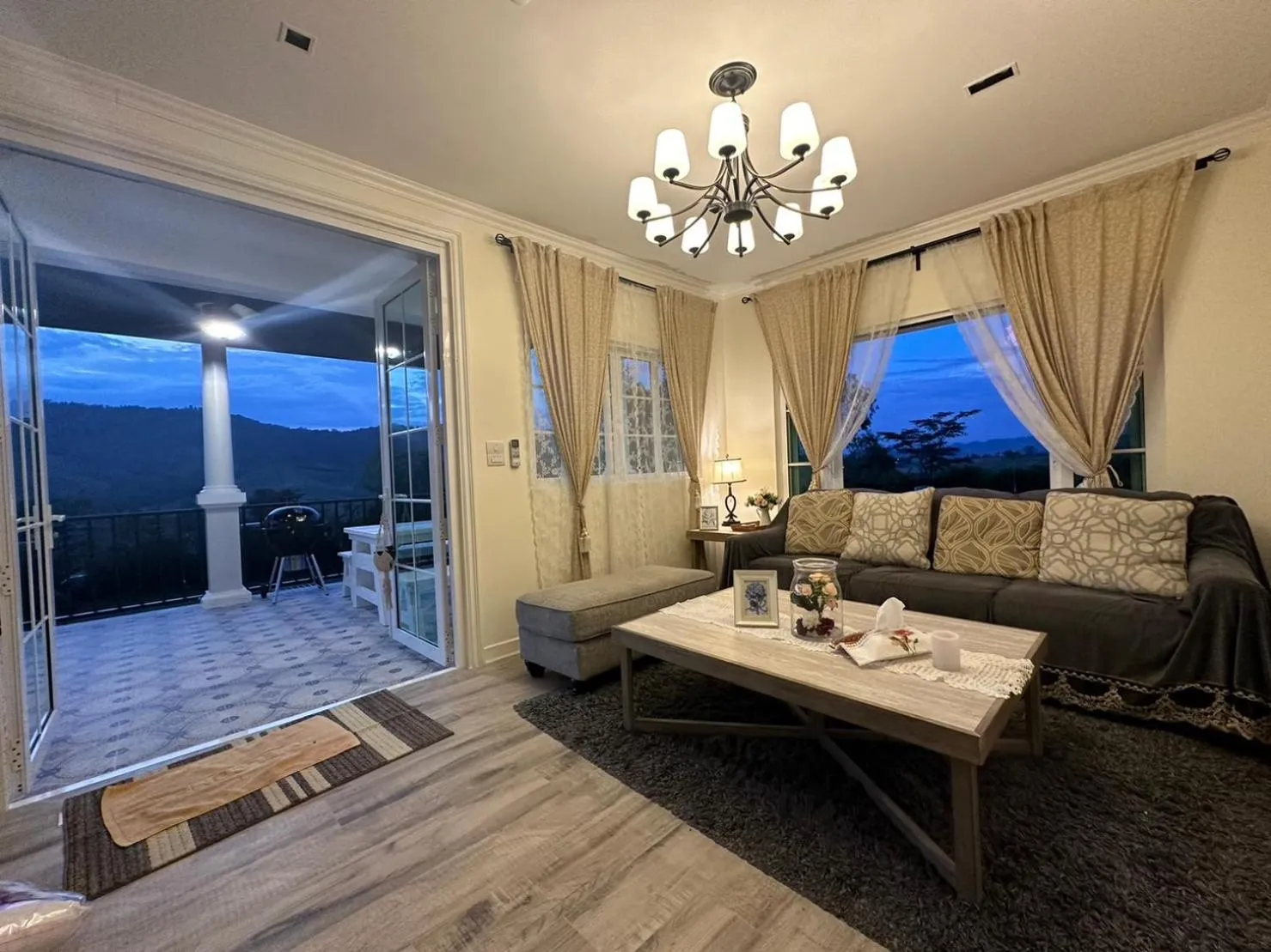 Living room in Misty English Cottage