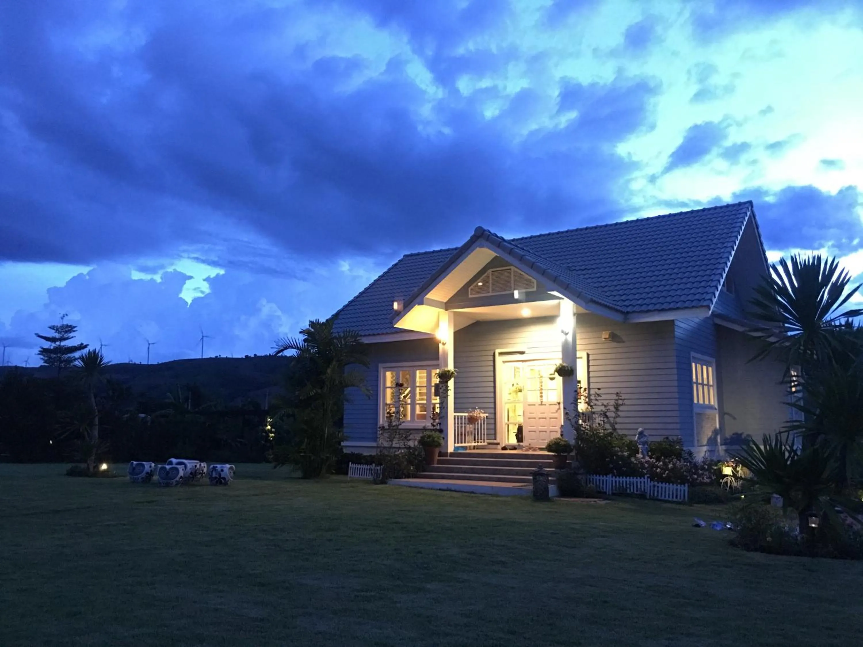 Facade/entrance in Misty English Cottage