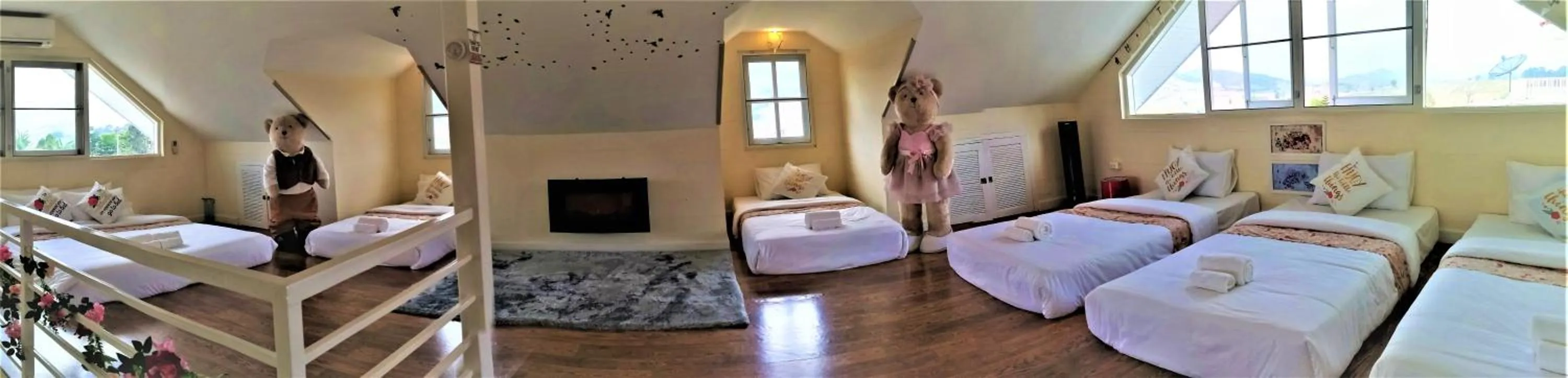 Photo of the whole room, Bed in Misty English Cottage